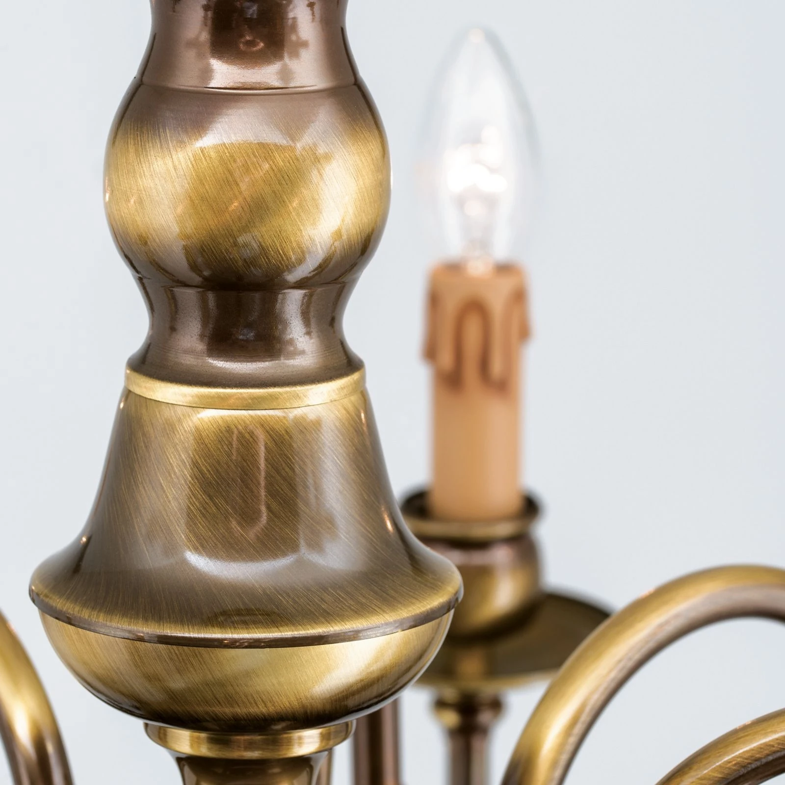 Luster FLÄMISCH, 8 izvora svetla, patina, bez orla - 5