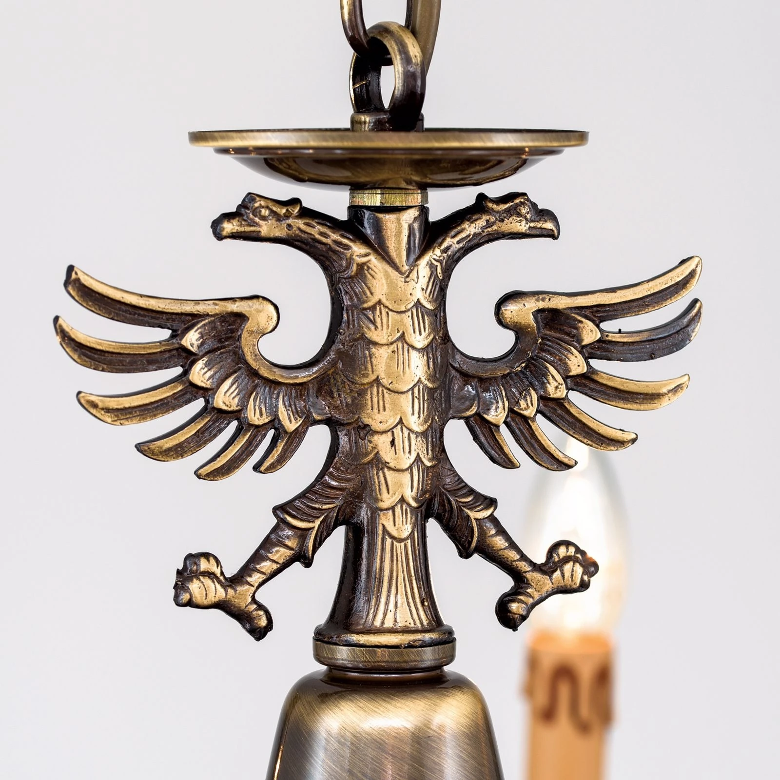 Luster FLÄMISCH, 12+6 izvora svetla, patina, sa orlom - 6