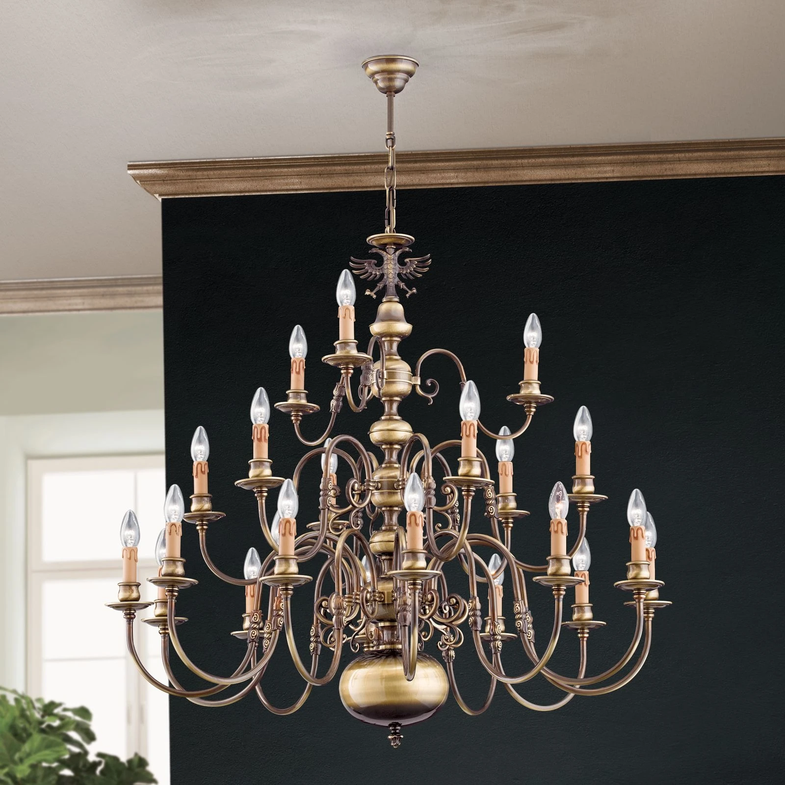 Luster FLÄMISCH, 12+6+3 izvora svetla, patina, sa orlom - 2