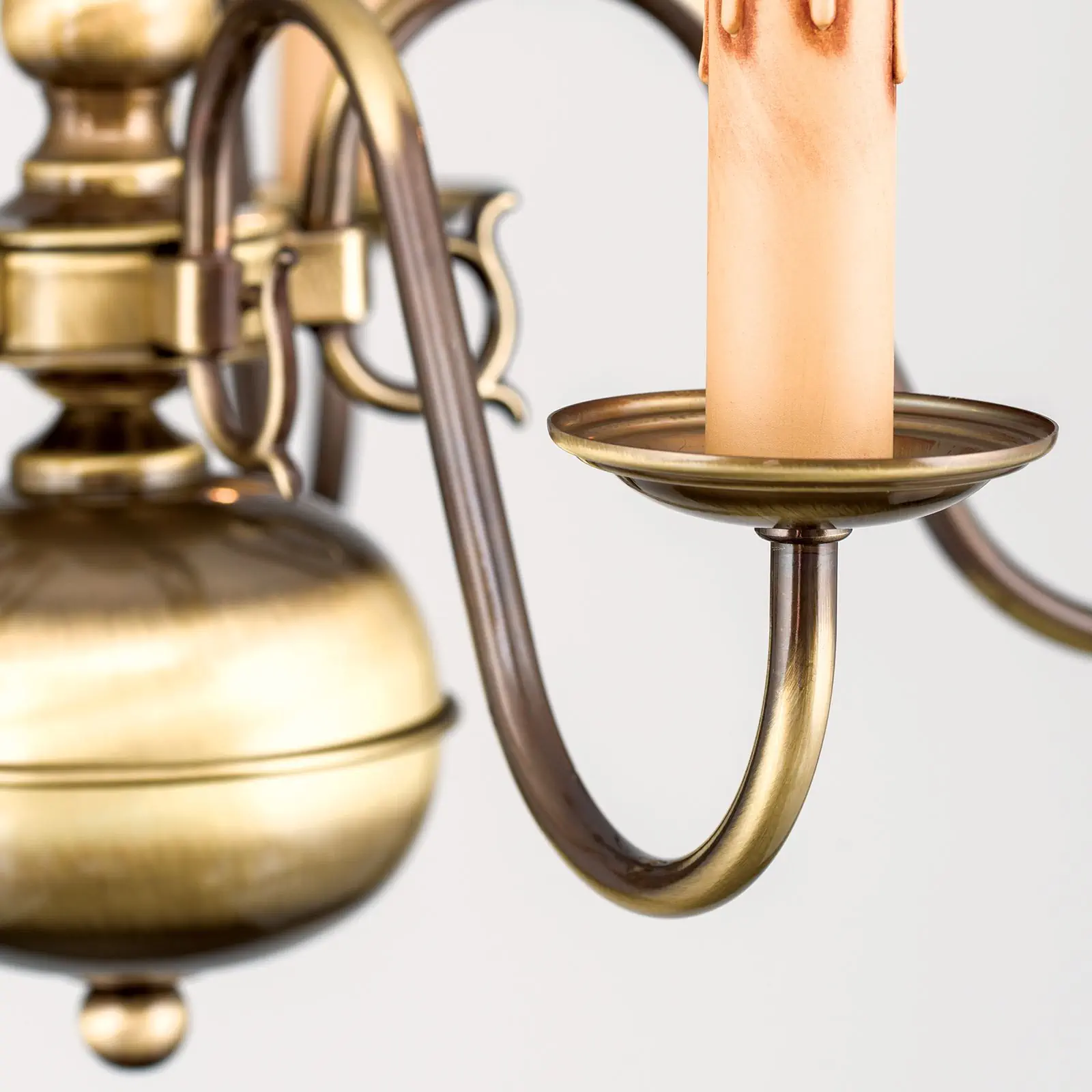 Luster FLÄMISCH, 5 izvora svetla, patina - 4