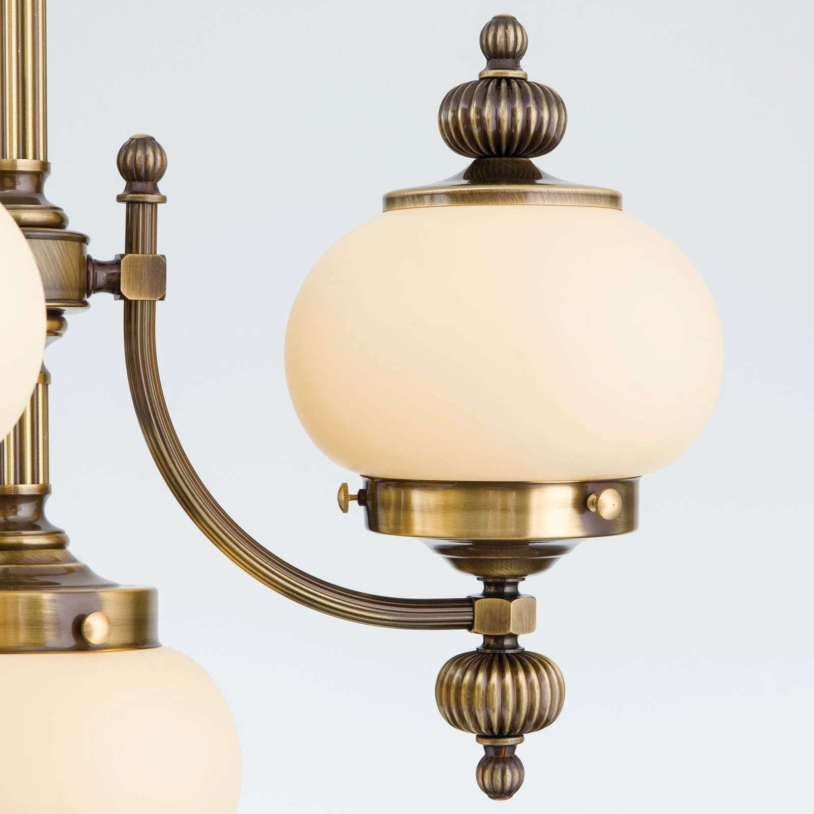 Luster WIENER NOSTALGIE, 3+1 izvora svetla, nagore, antik mesing, šampanj mat staklo - 5