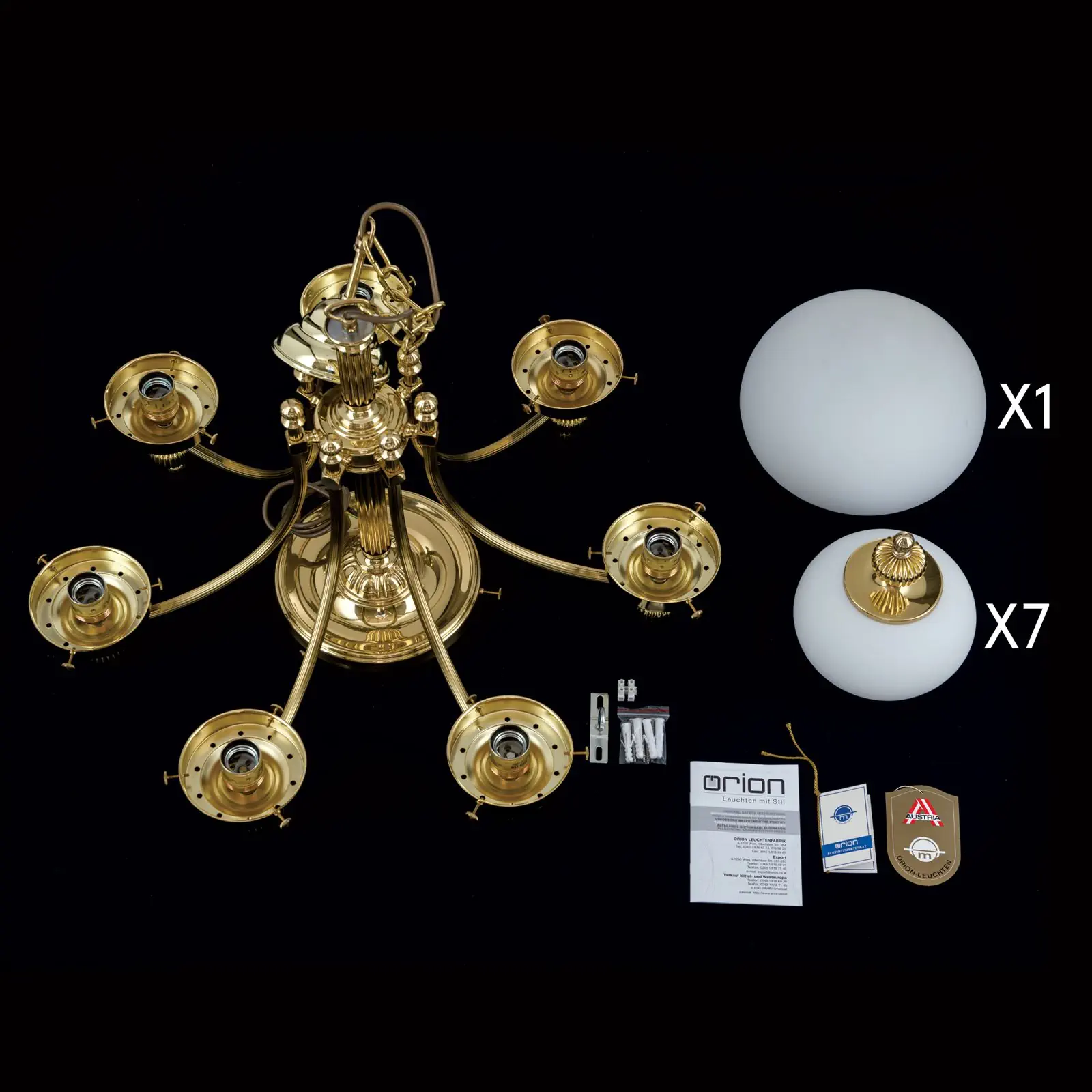 Luster WIENER NOSTALGIE, 7+1 izvora svetla, sjajni mesing, sa opal mat staklom, usmeren nagore - 8