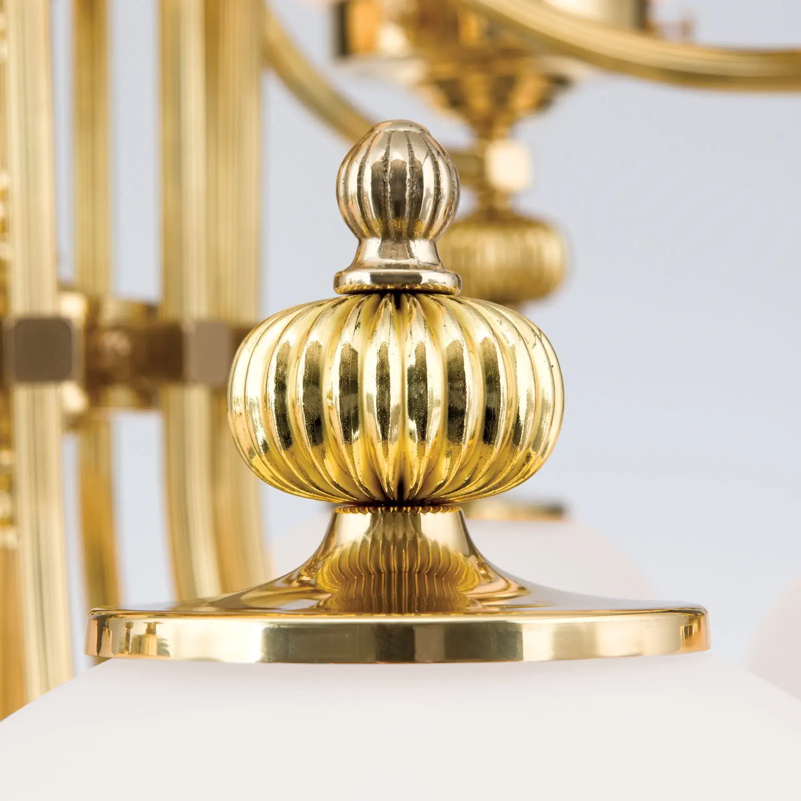 Luster WIENER NOSTALGIE, 32 izvora svetla, sjajni mesing, sa opal mat staklom, usmeren nagore - 5