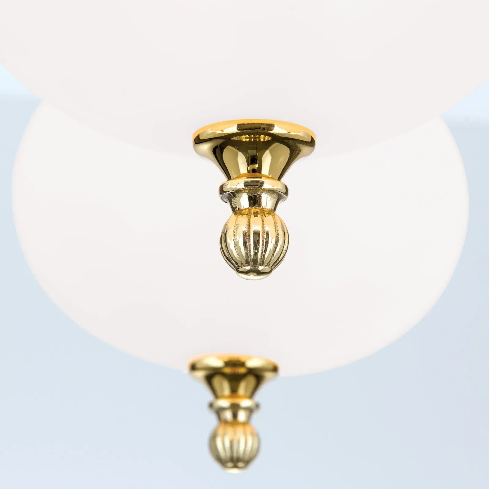 Plafonski luster WIENER NOSTALGIE, sa 3+1 izvora svetla, sjajni mesing, sa opalno mat staklom - 6