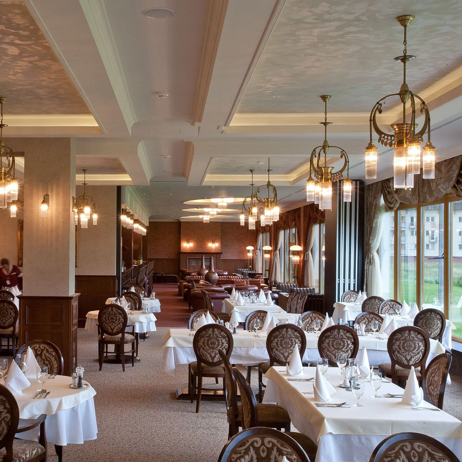 Luster ADELE, 4 izvora svetla, stari mesing, sa staklenim štapićima - 6