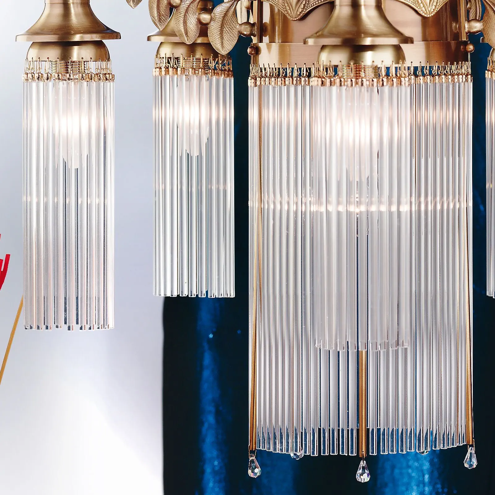 Luster ADELE, 6 izvora svetla, stari mesing, sa staklenim štapićima - 2