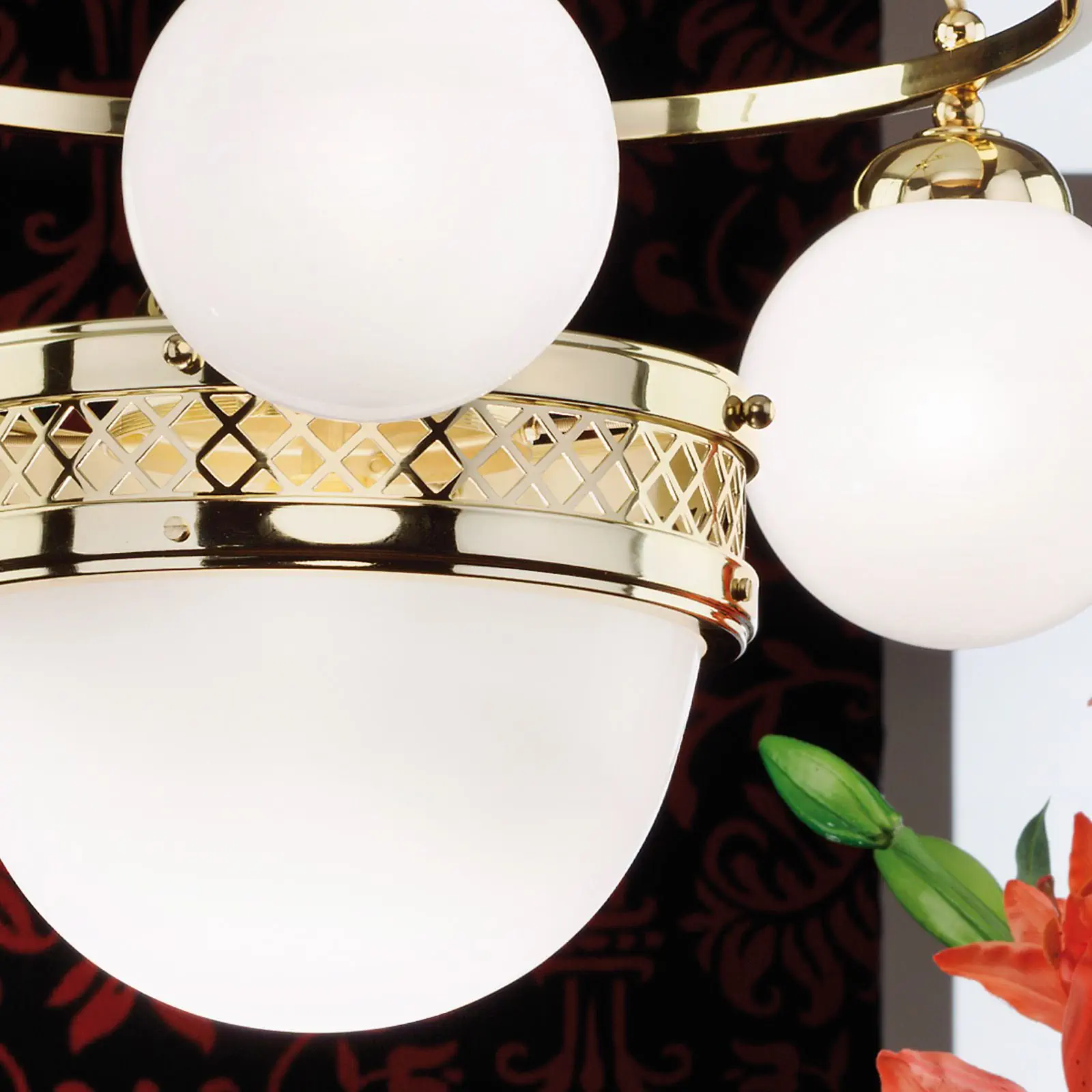 Viseća lampa ALT WIEN, 3+1 svetlo, sjajni mesing, sa opalno sjajnim staklom - 2