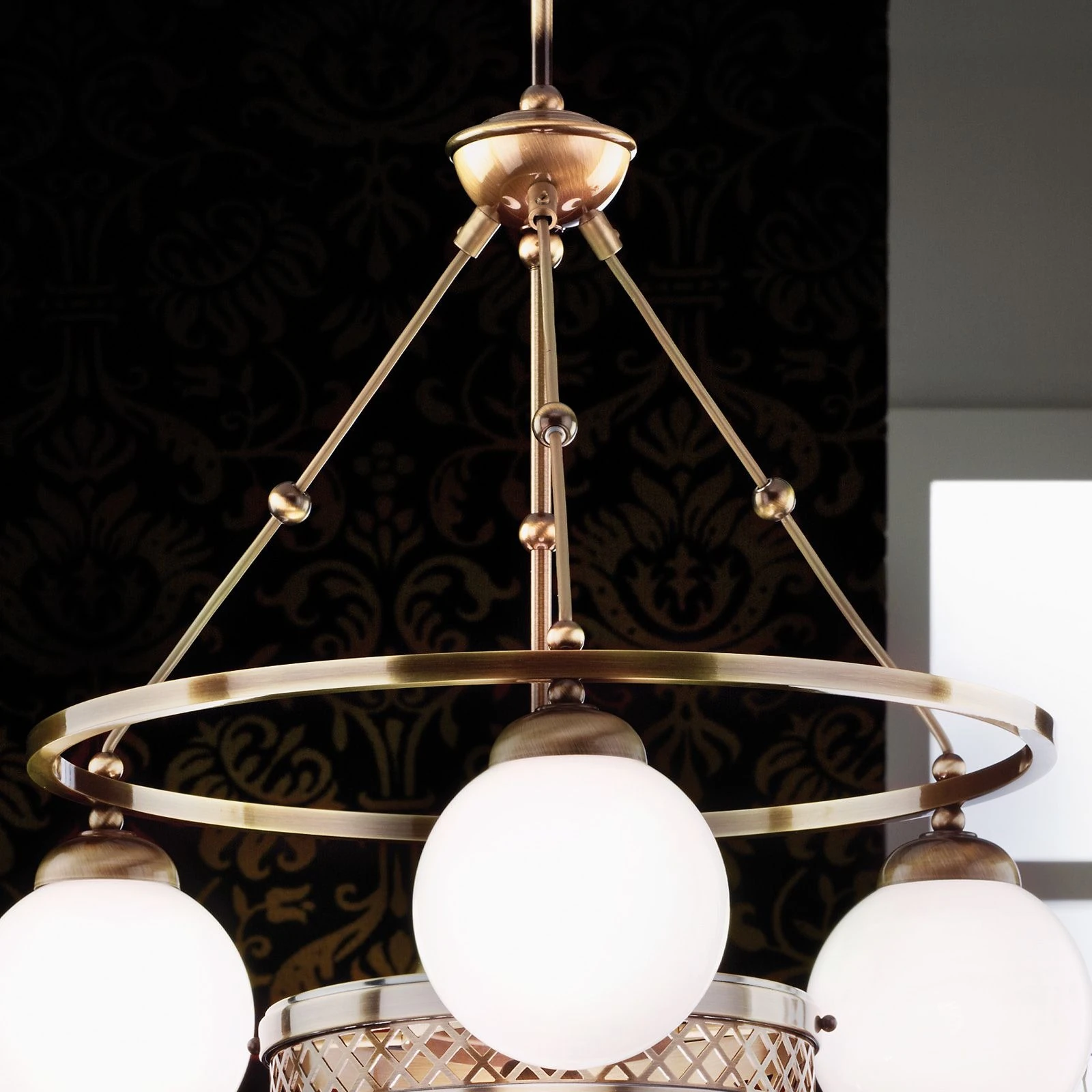 Luster ALT WIEN, 3+1 izvora svetla, sjajno opalno staklo, SCHÖLER CRYSTAL®, antik mesing - 3