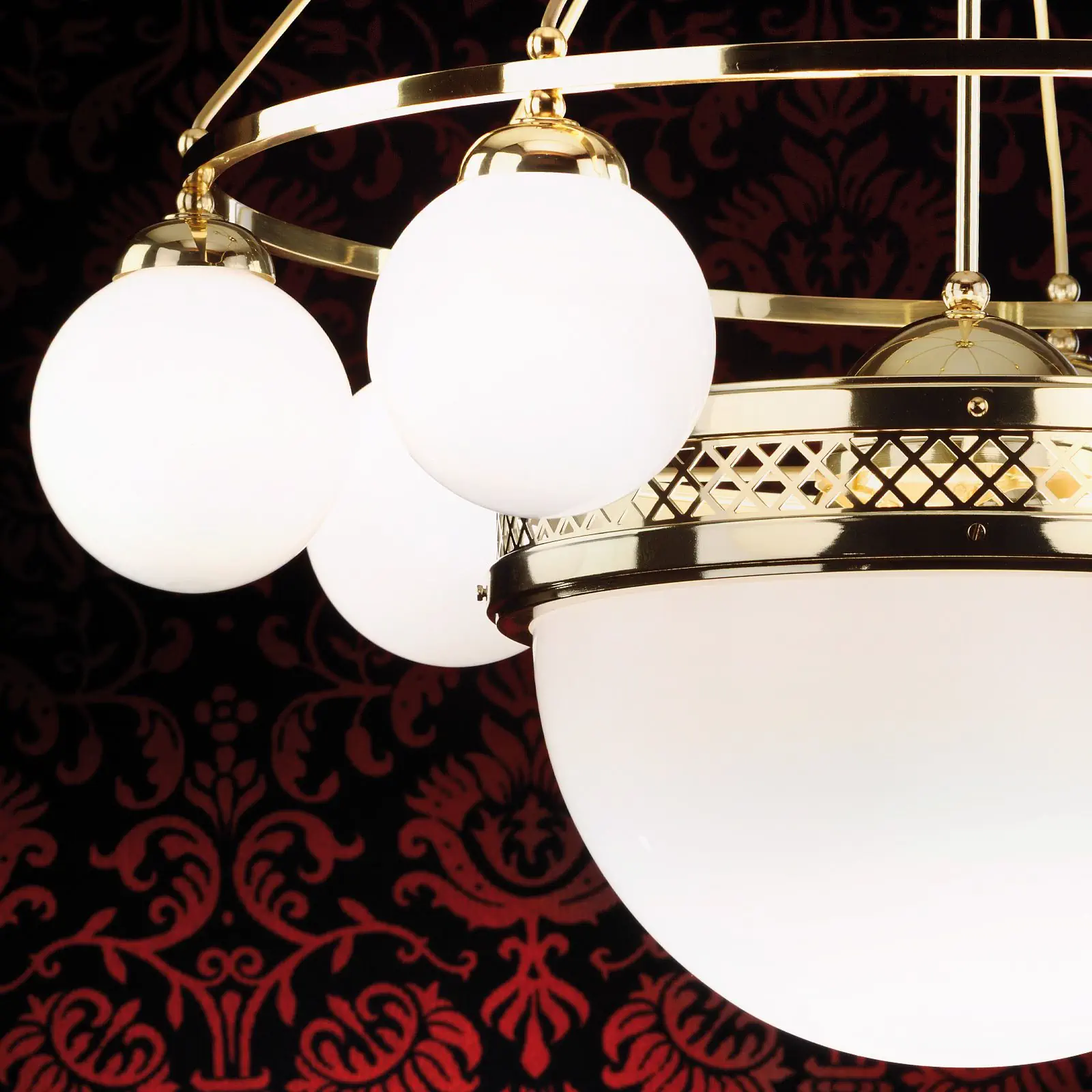 Viseća lampa ALT WIEN, 7+1 svetlo, sjajni mesing, sa opalno sjajnim staklom - 2