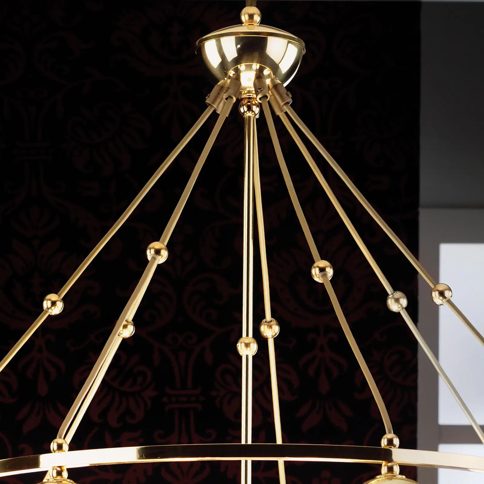 Viseća lampa ALT WIEN, 7+1 svetlo, sjajni mesing, sa opalno sjajnim staklom - 3