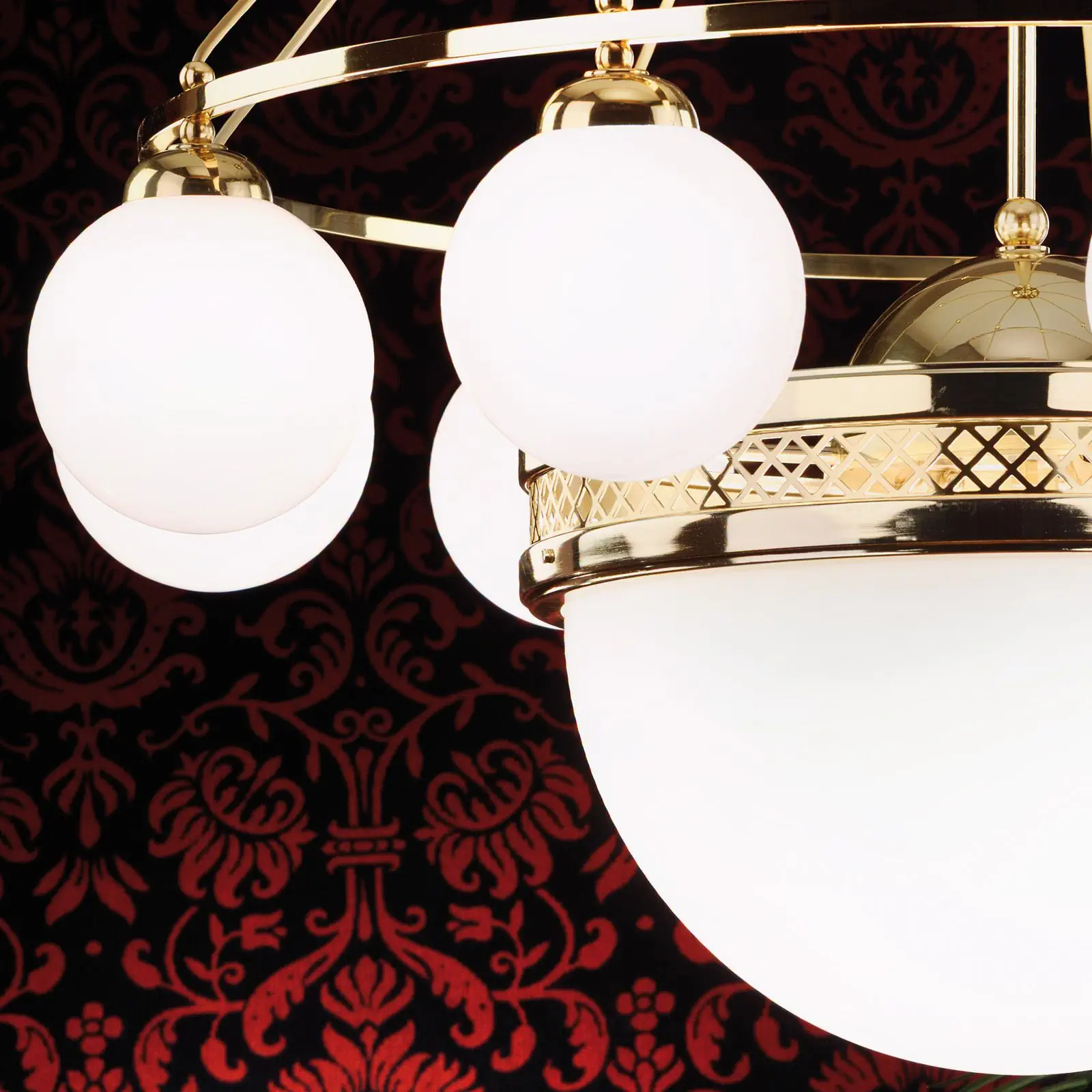 Viseća lampa ALT WIEN, 9+1 svetlo, sjajni mesing, sa opalno sjajnim staklom - 3