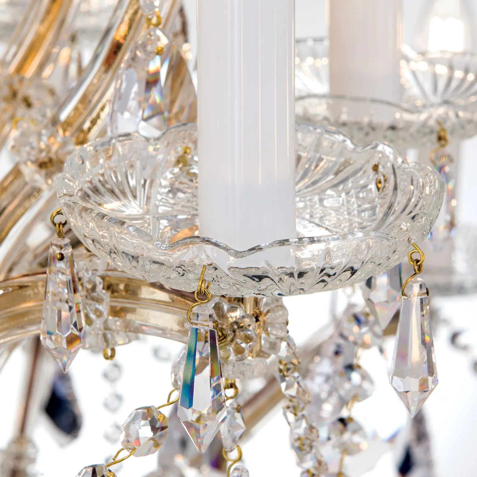 Viseća lampa MARIA THERESIA, 21 izvor svetla, zlatna, sa krunom - 6