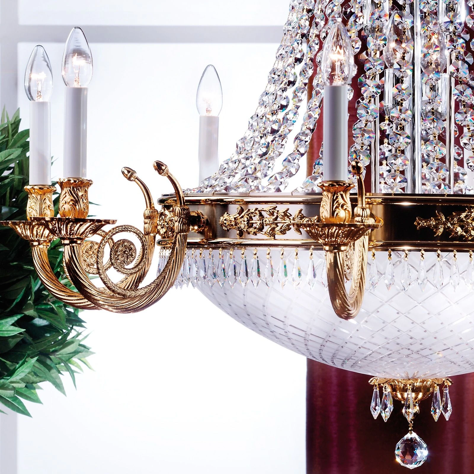 Luster EMPIRE CRYSTAL, 8+8+4 izvora svetla, 24-karatno pozlaćen, saten difuzno opalno staklo - 2