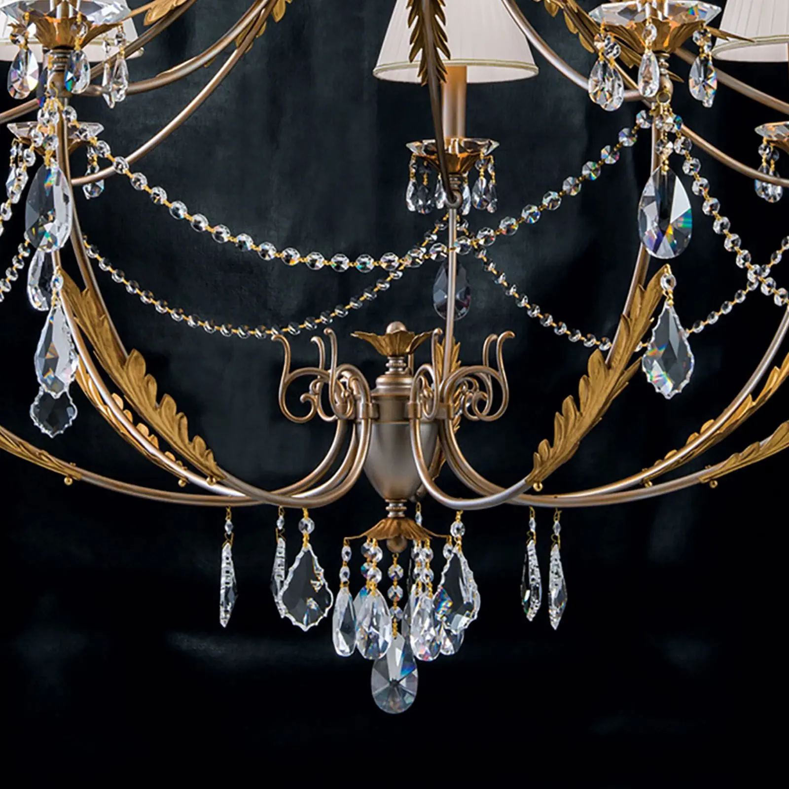 Luster MIRAMARE, 7 izvora svetla, srebrno-zlatni, sa belim organza abažurima - 3