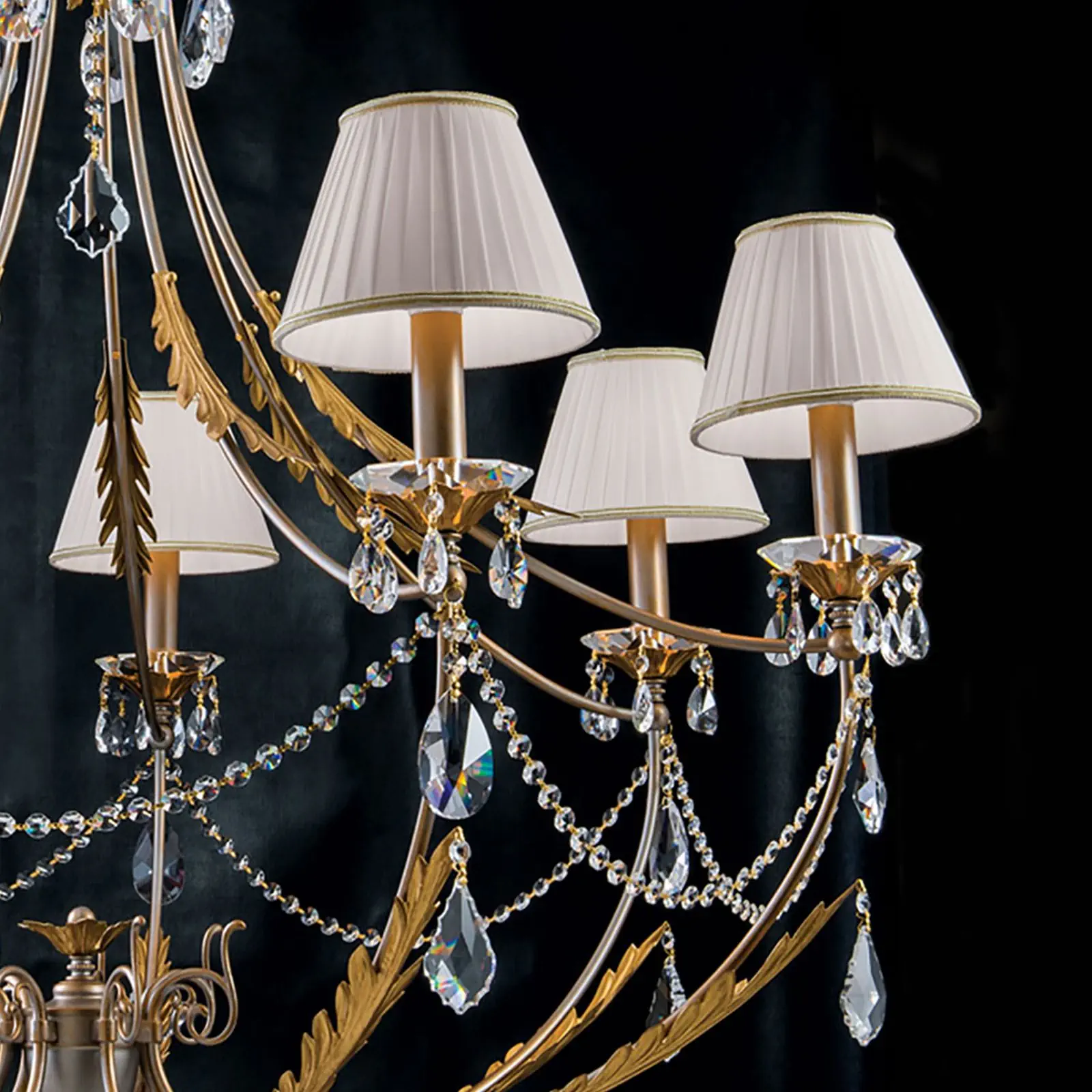 Luster MIRAMARE, 7 izvora svetla, srebrno-zlatni, sa belim organza abažurima - 4