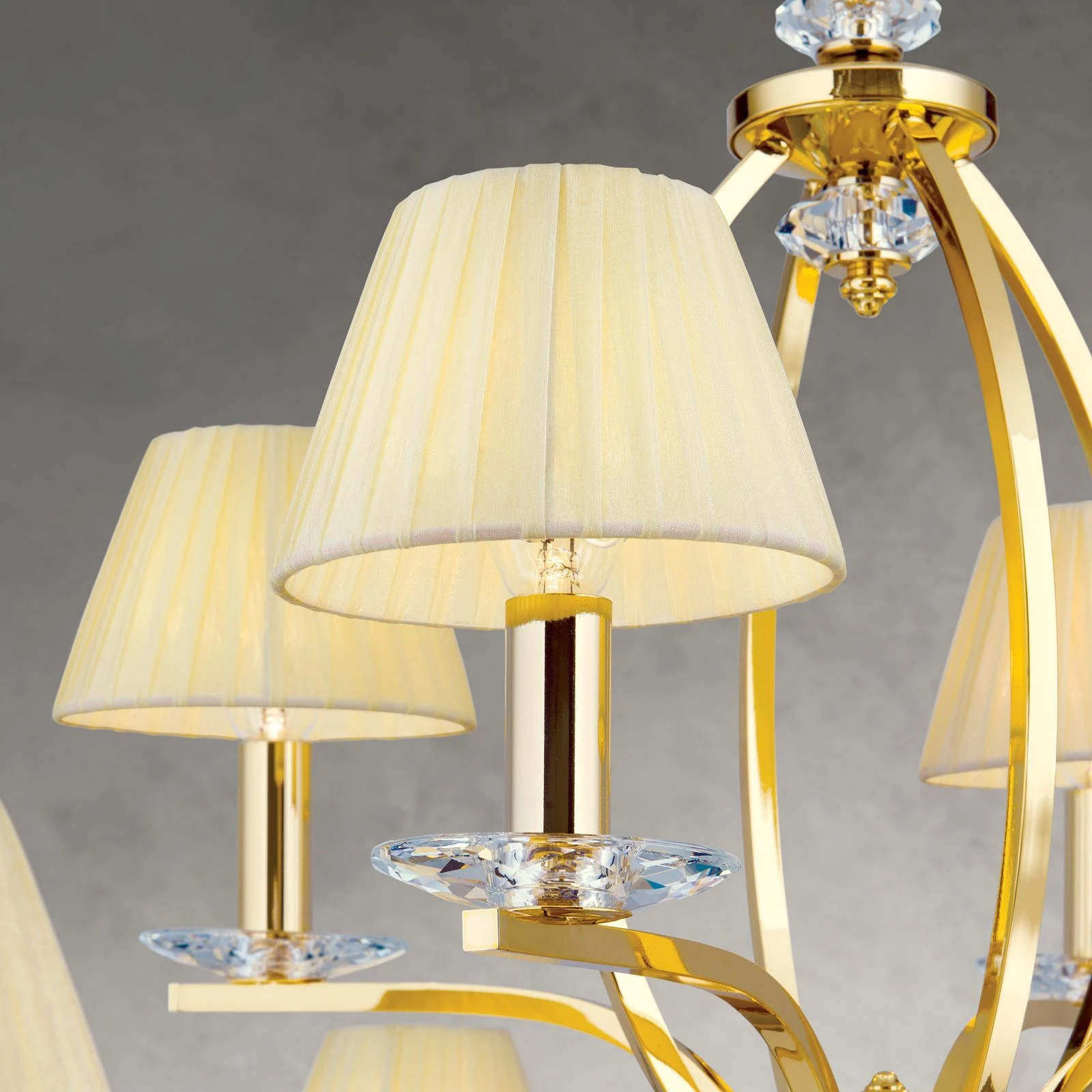Luster AVALA, 12 izvora svetla, 24-karatno pozlaćen, providni kristali, šampanj abažuri - 3