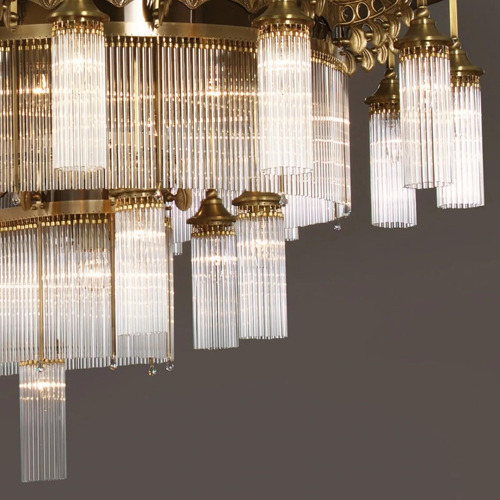 Plafonska lampa ADELE, antik mesing, sa staklenim kristalnim štapićima, sa 33 izvora svetla - 3