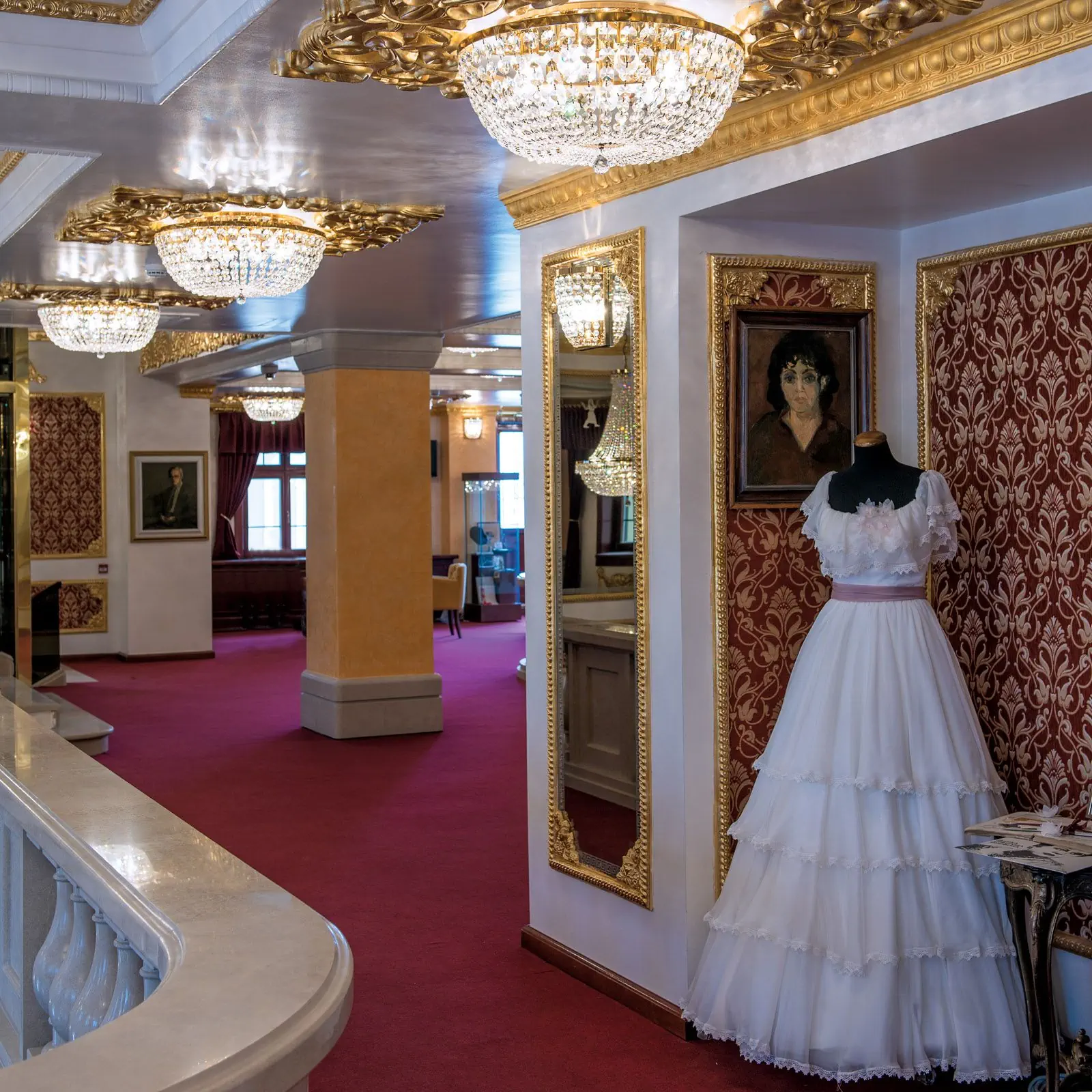 Plafonski luster SHERATON, sa 9 izvora svetla, zlatni, Ø 65 cm - 9