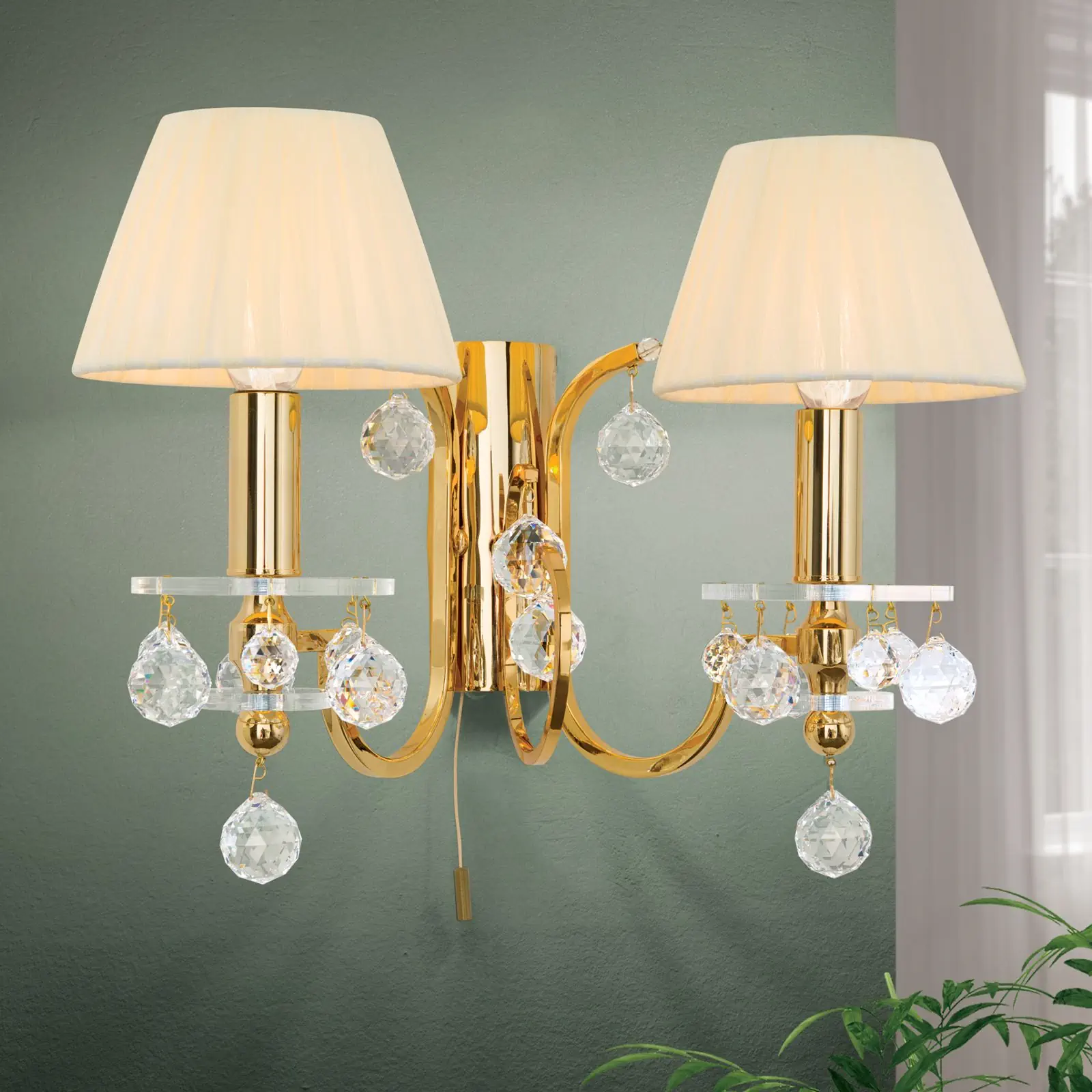 Zidna lampa KRISTALLDESIGN, sa dva izvora svetla, pozlaćena sa šampanj boje abažurima - 1