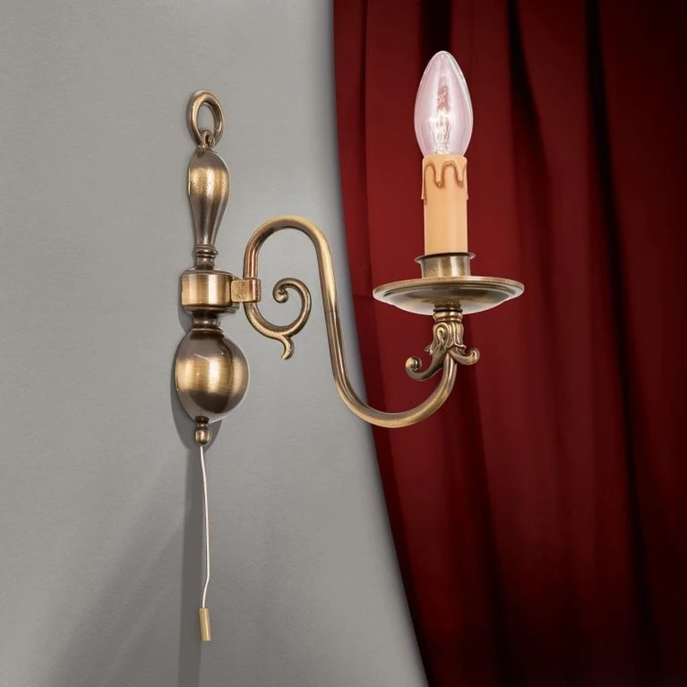 Zidna lampa FLÄMISCH, 1 izvor svetla, antik mesing - 1