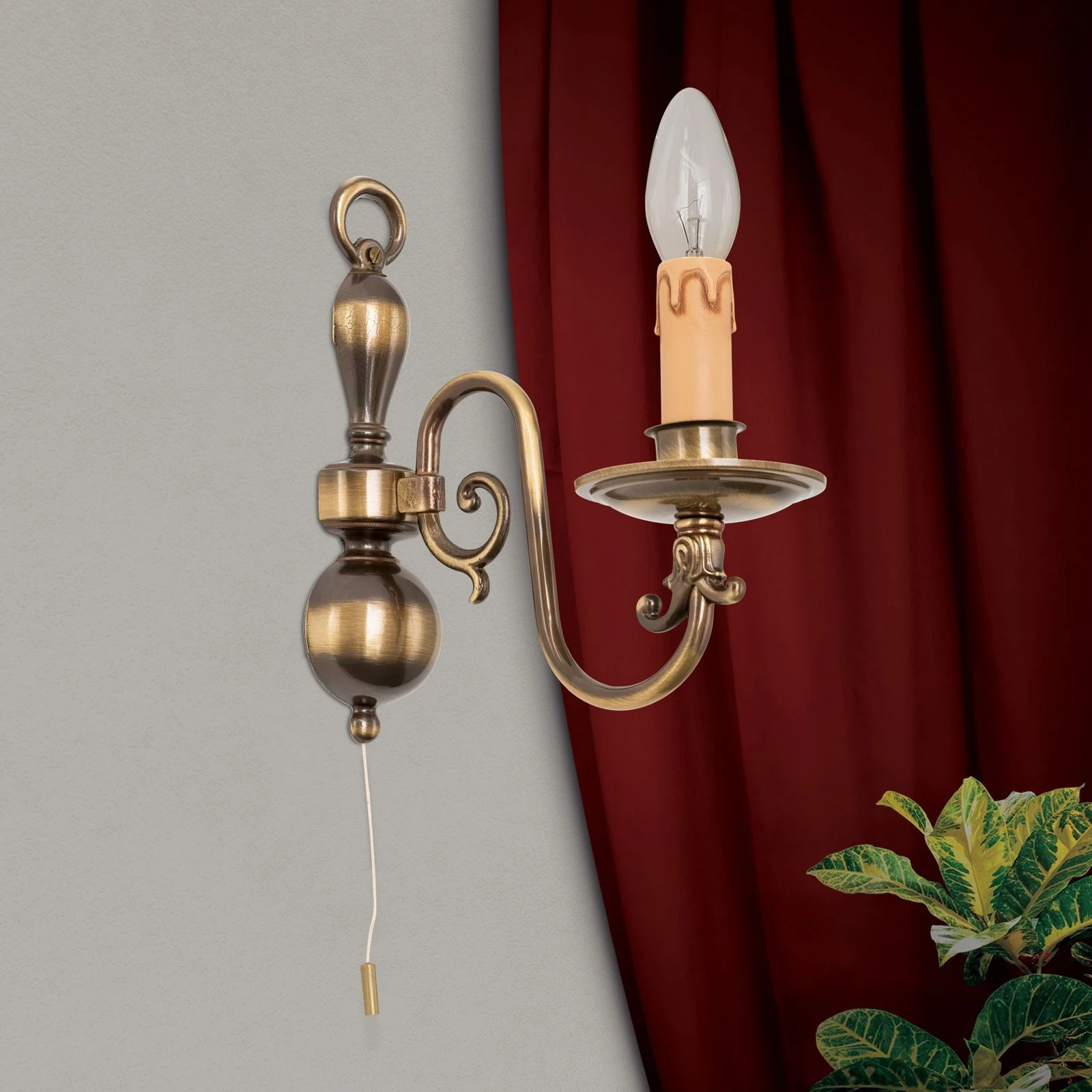 Zidna lampa FLÄMISCH, 1 izvor svetla, antik mesing - 2