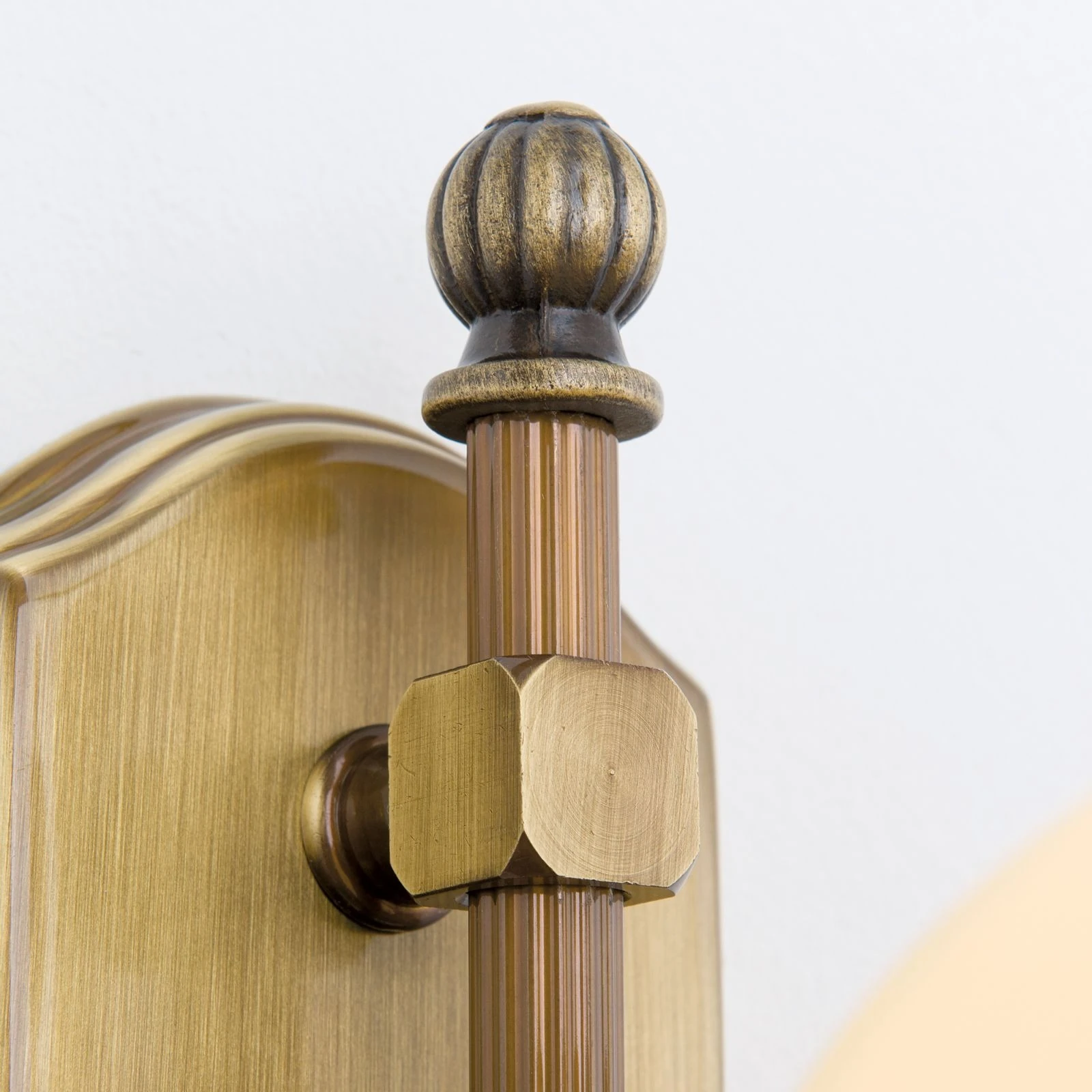 Zidna lampa WIENER NOSTALGIE, 1 izvor svetla, nagore, antik mesing, šampanj staklo - 5