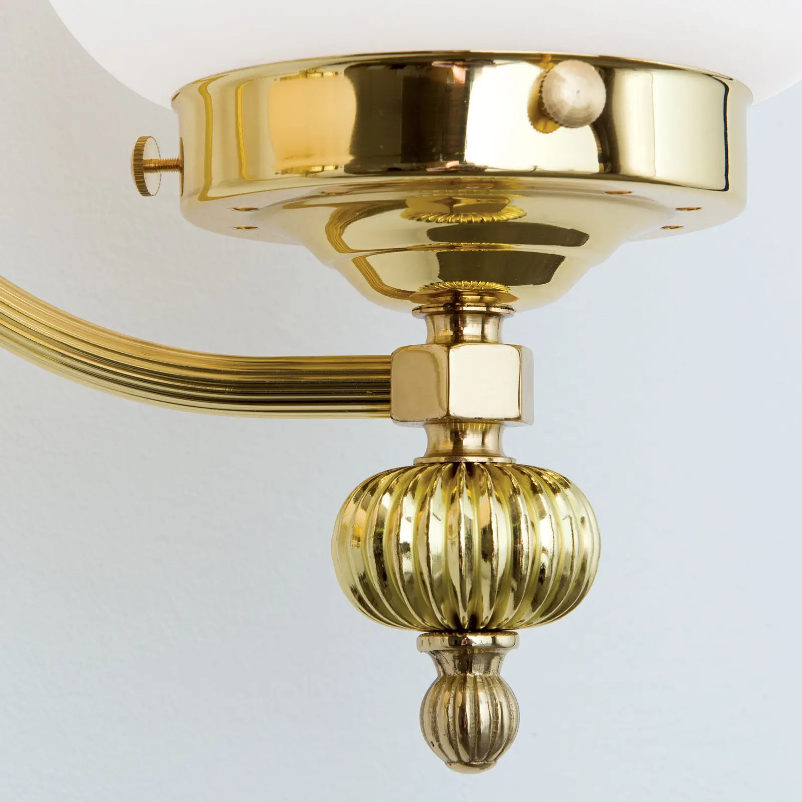 Zidna lampa WIENER NOSTALGIE, 2 izvora svetla, sjajni mesing, sa opal mat staklom, usmerena nagore - 5