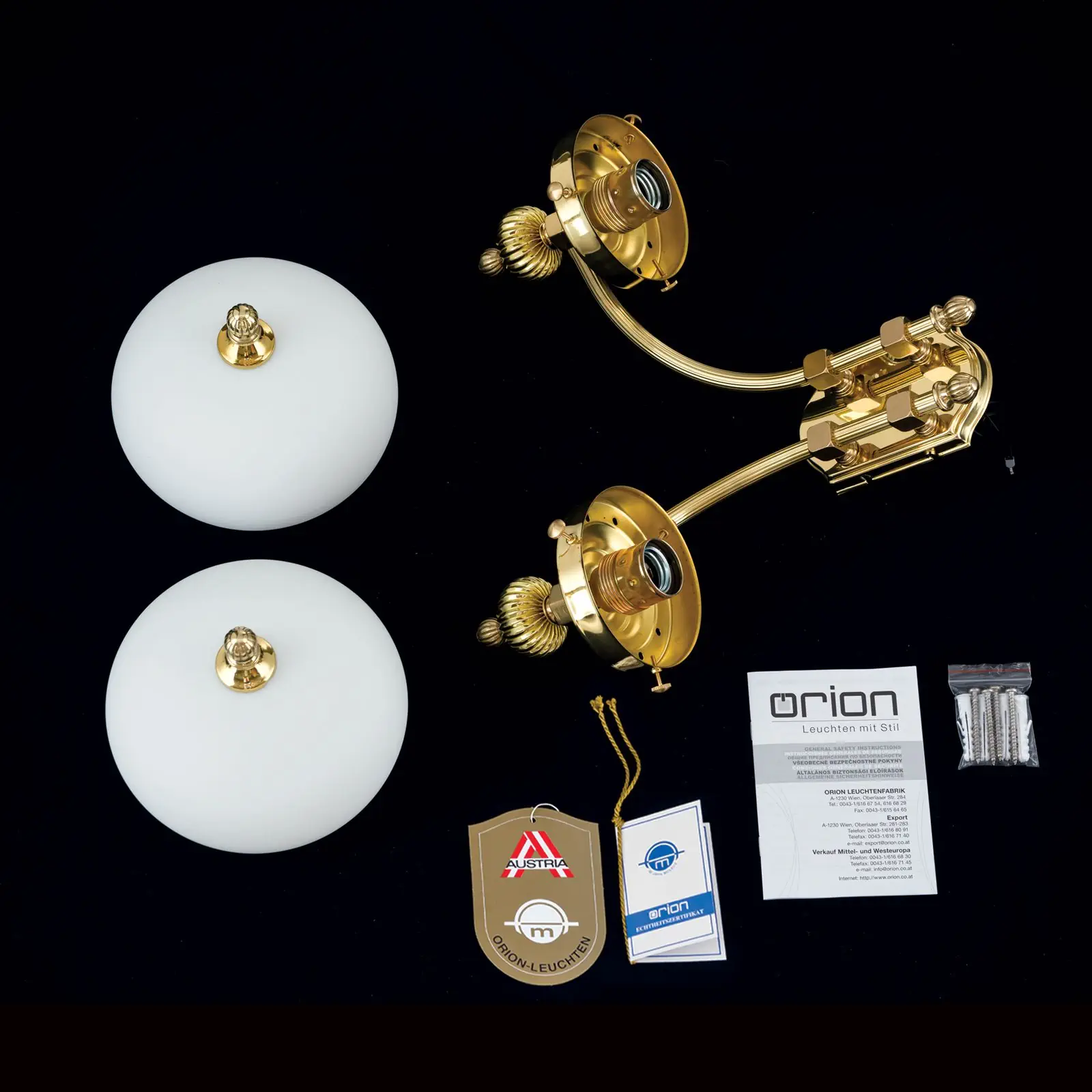 Zidna lampa WIENER NOSTALGIE, 2 izvora svetla, sjajni mesing, sa opal mat staklom, usmerena nadole - 8