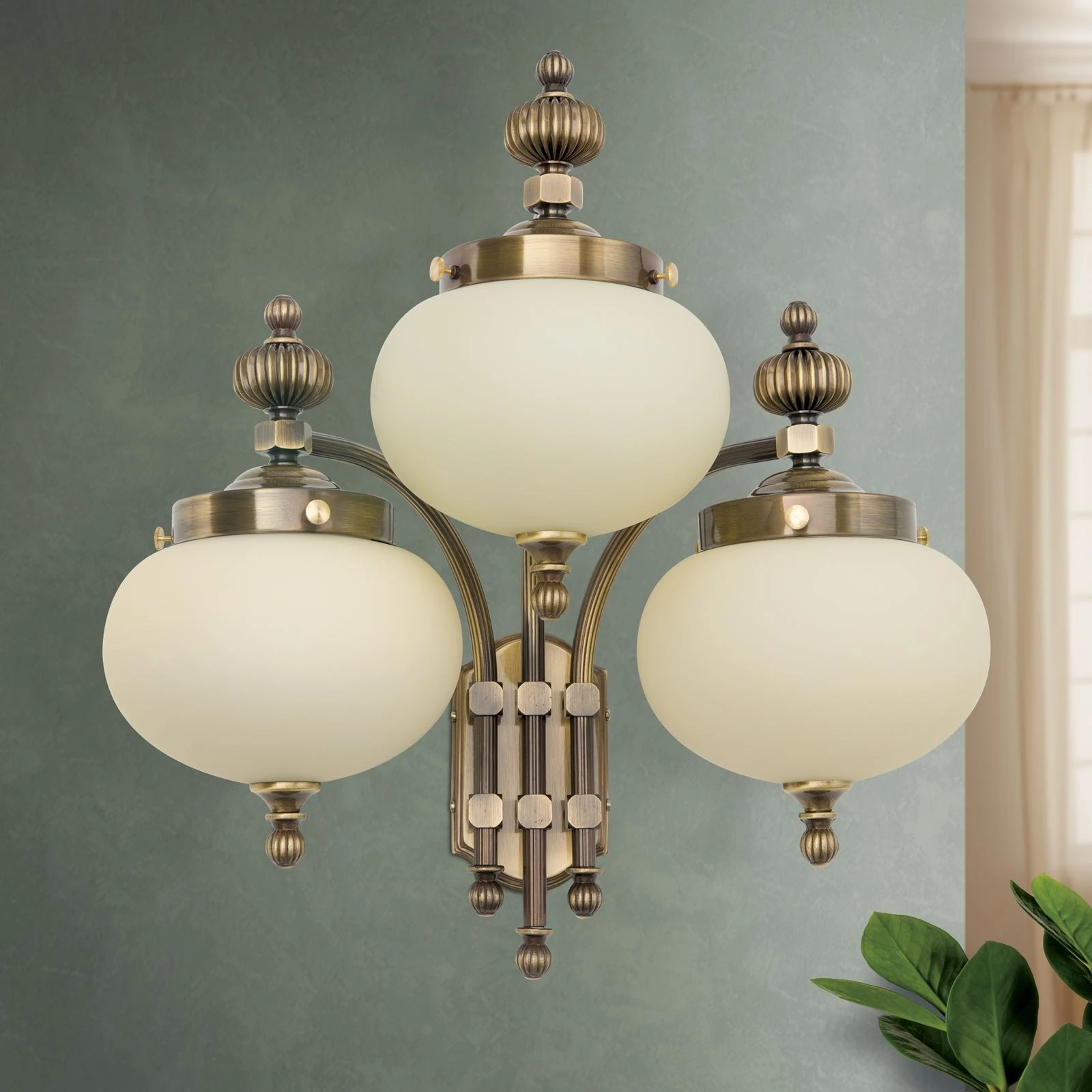 Zidna lampa WIENER NOSTALGIE, 3 izvora svetla, nadole, antik mesing, šampanj staklo - 3