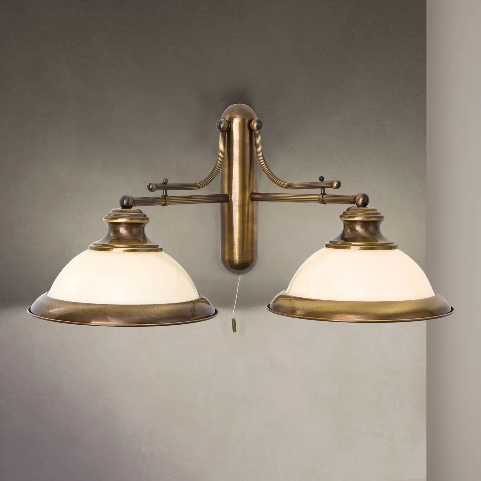 Zidna lampa AUSTRIAN OLD LAMP, antik mesing završna obrada, sa 2 abažura od šampanj stakla - 2