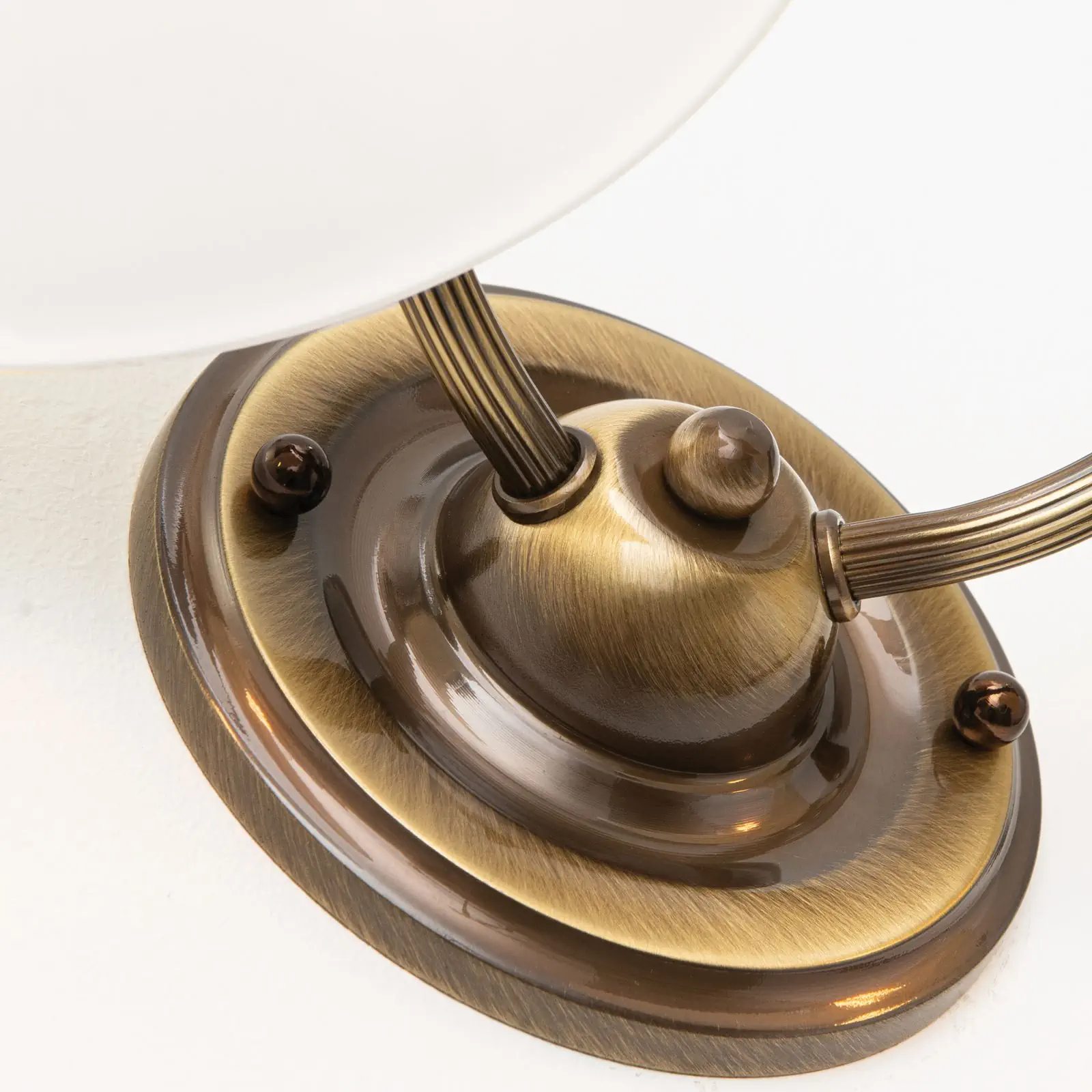 Zidna lampa ARTDESIGN, sa dva izvora svetla, antik mesing završna obrada, sa šampanj staklom - 6