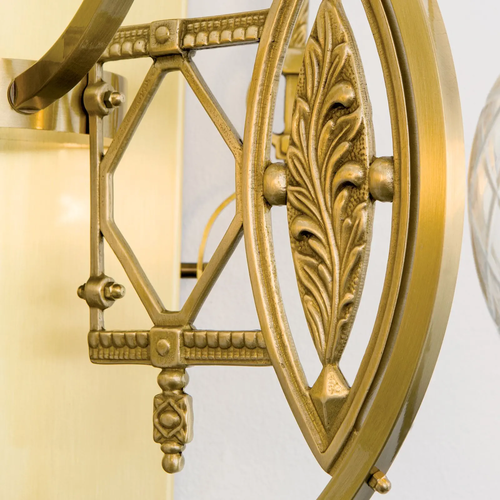 Zidna lampa BUDAPEST, sa tri izvora svetla, bronzana - 6