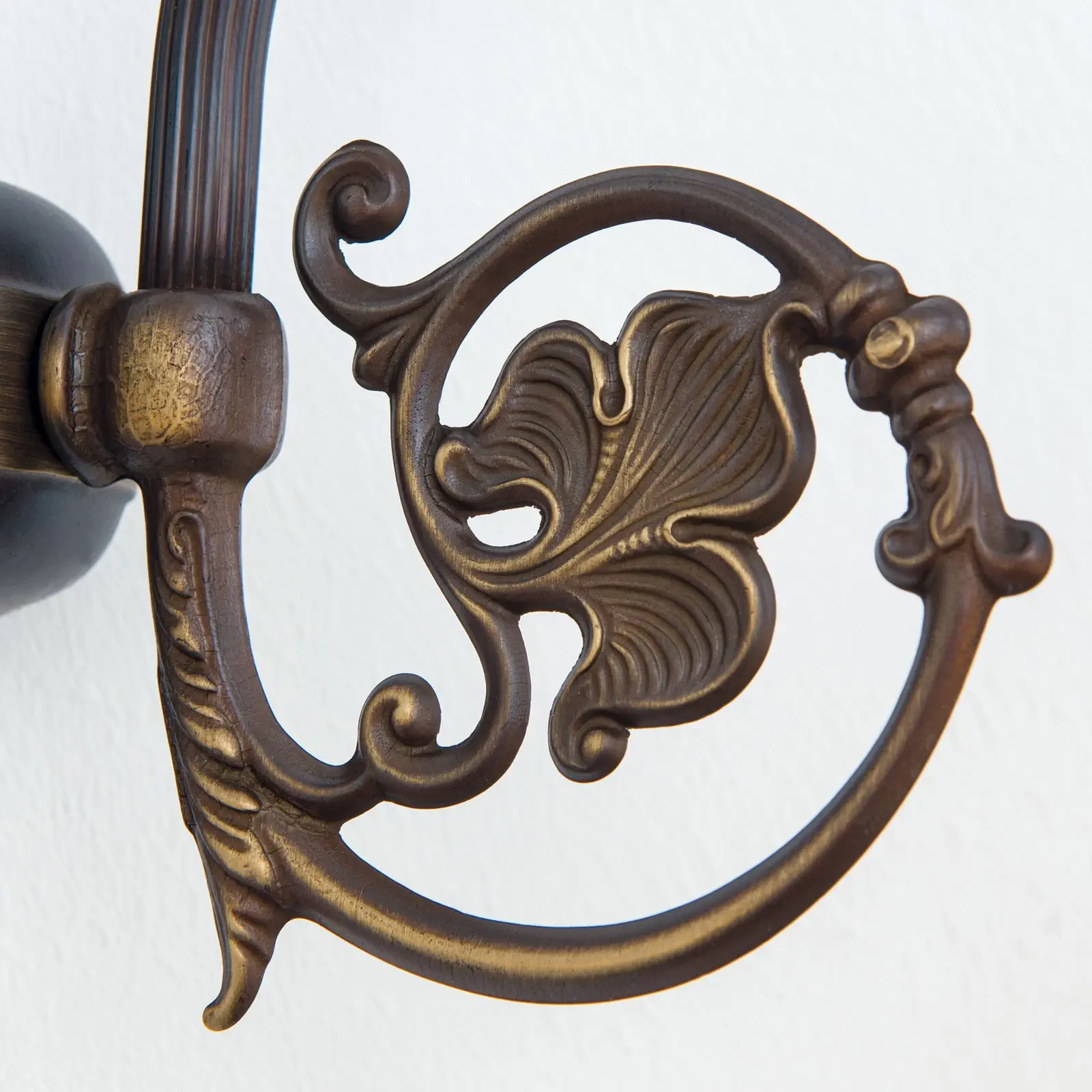 Zidna lampa TOSCA sa dva izvora svetla, stara patina - 6