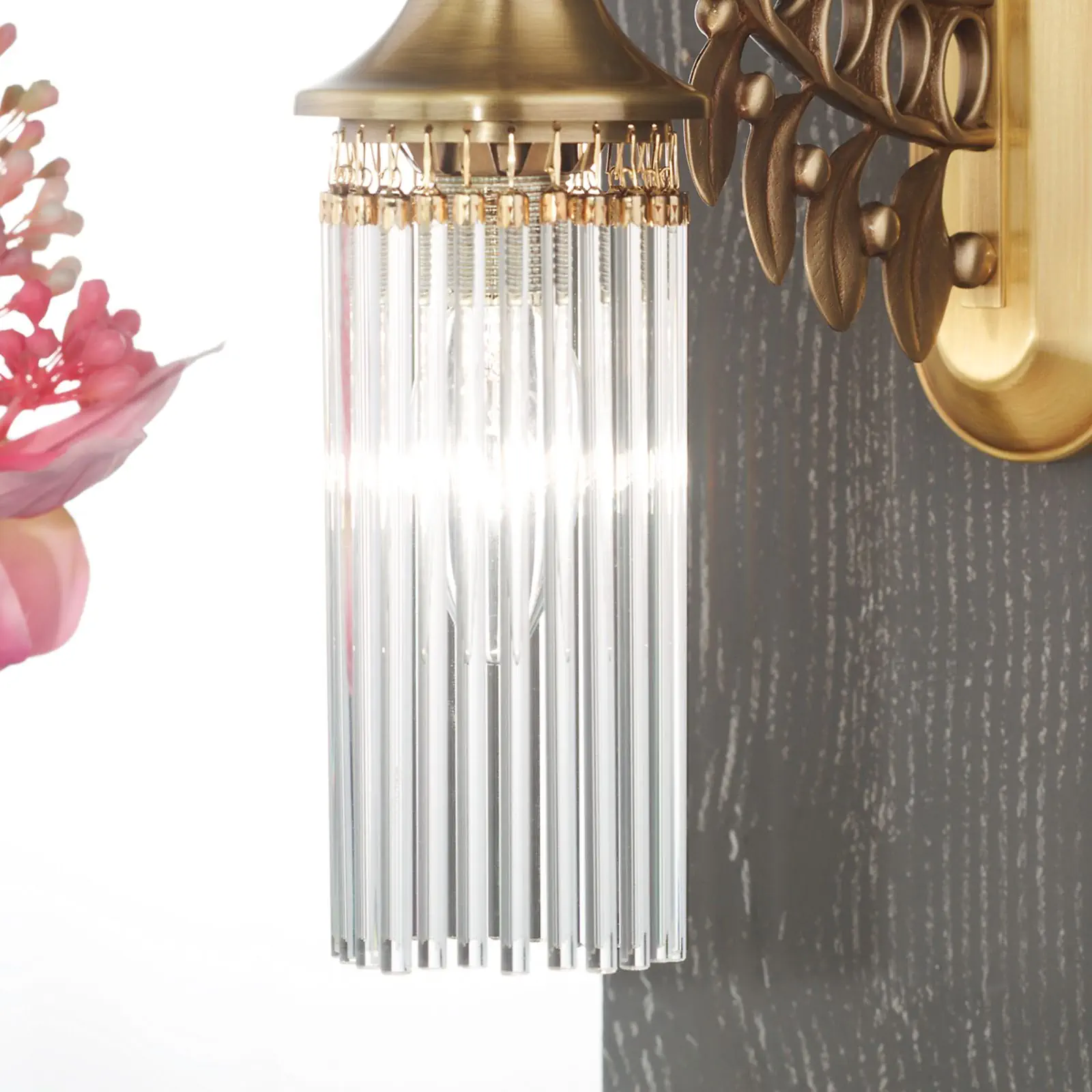 Zidna lampa ADELE, sa jednim izvorom svetla, stari mesing, sa staklenim štapićima - 3