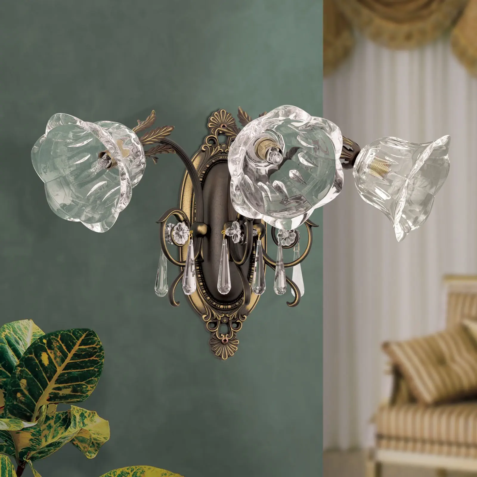 Zidna lampa LA BOHEME, sa tri izvora svetla, antik patina - 3