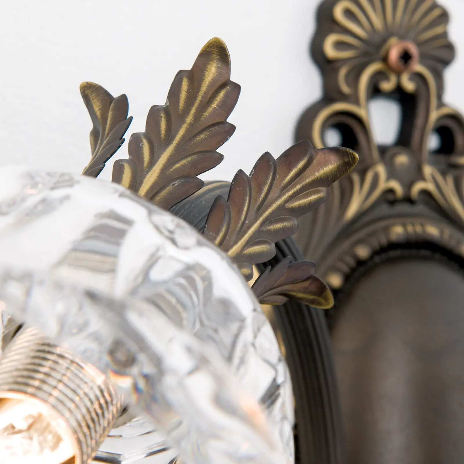 Zidna lampa LA BOHEME, sa tri izvora svetla, antik patina - 5