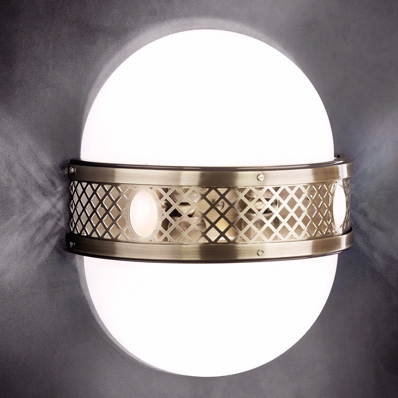 Zidna lampa ALT WIEN, 4 izvora svetla, antik mesing, H39 cm