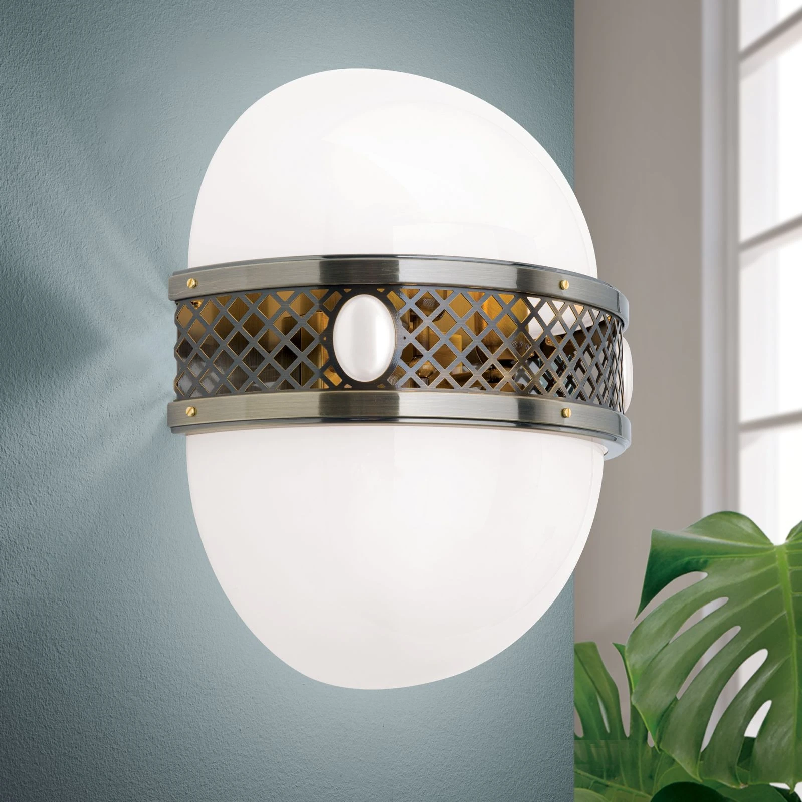 Zidna lampa ALT WIEN, 6 izvora svetla, antik mesing, H47 cm