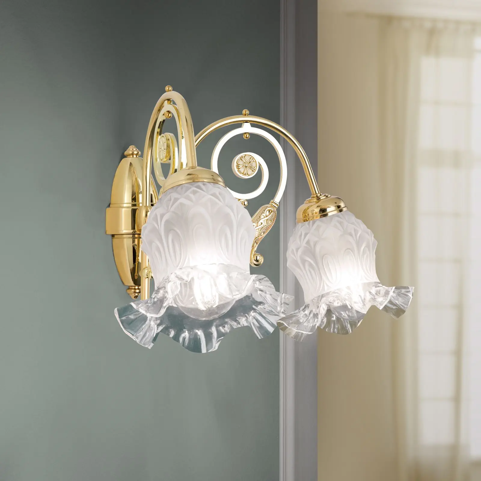 Dupla zidna lampa RINGSTRASSE, sjajna mesingana završna obrada sa dekorativnim staklom - 2