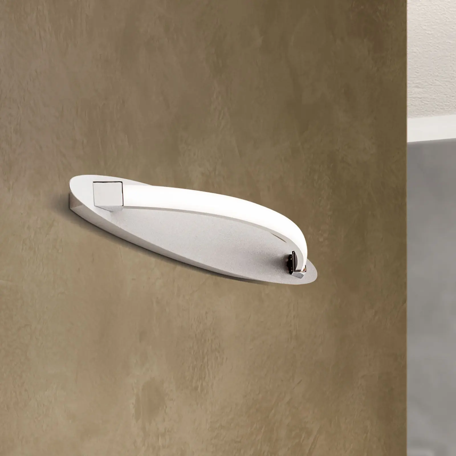 Zidna lampa CURVE, aluminijum mat, 45cm