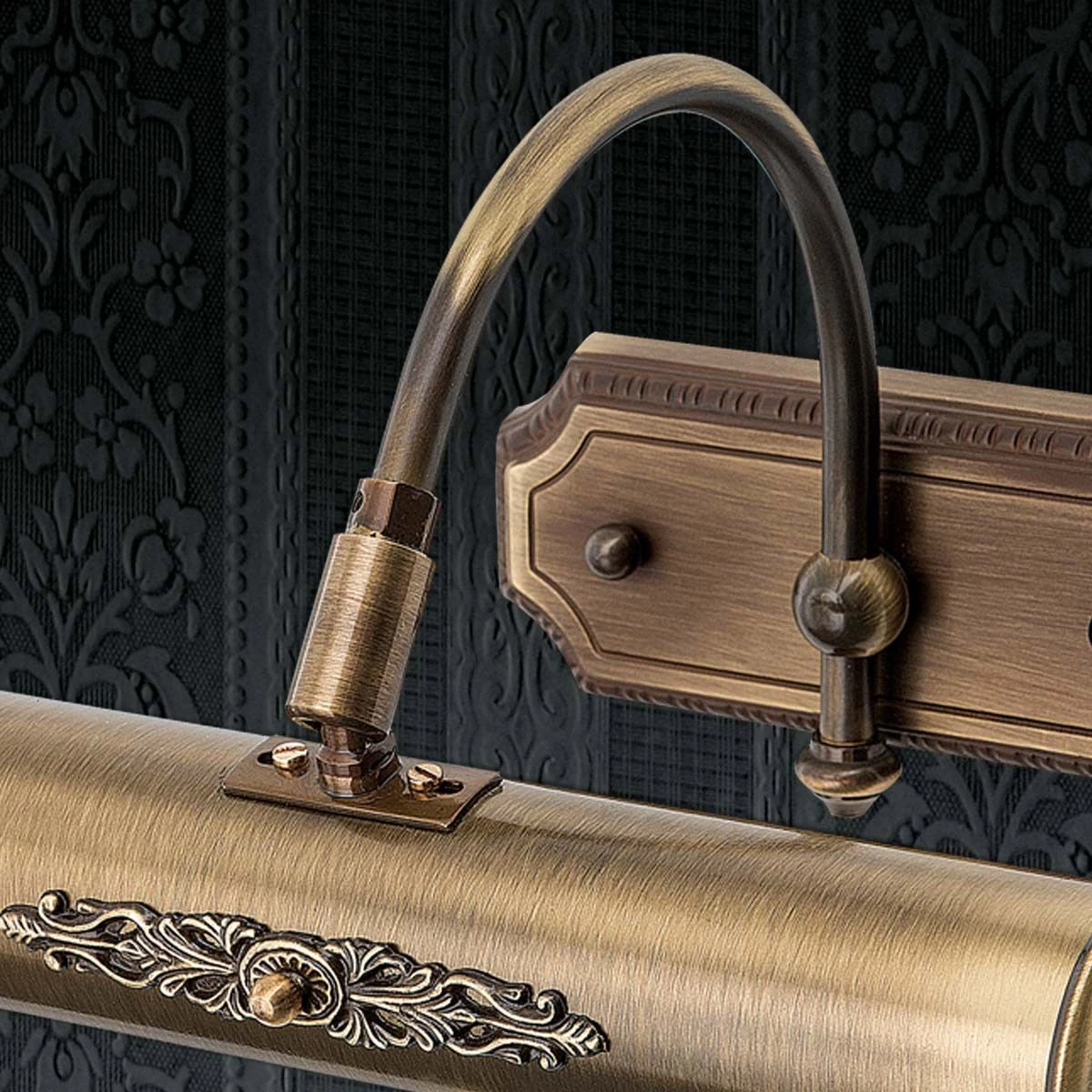 Zidna lampa BILDERLEUCHTE sa dekorom od mesinga, antik mesing, mala - 4