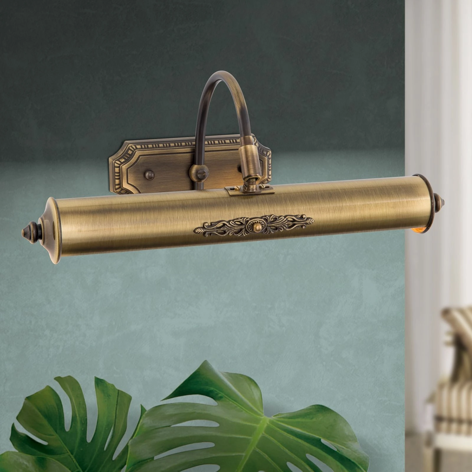 Zidna lampa BILDERLEUCHTE sa dekorom od mesinga, antik mesing, srednja - 2