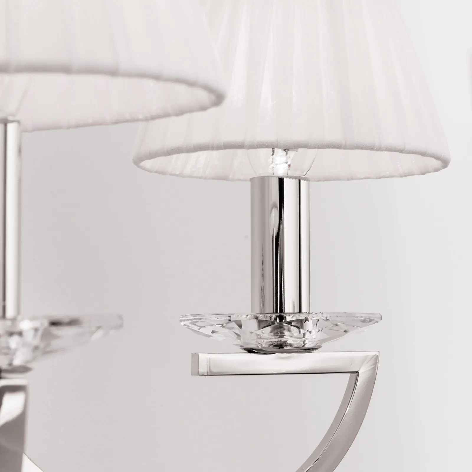 Zidna lampa AVALA, sa dva izvora svetla, niklovana sa belim abažurima - 6