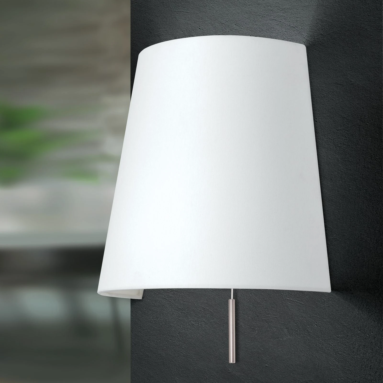 Zidna lampa SHADE, saten hrom, beli abažur