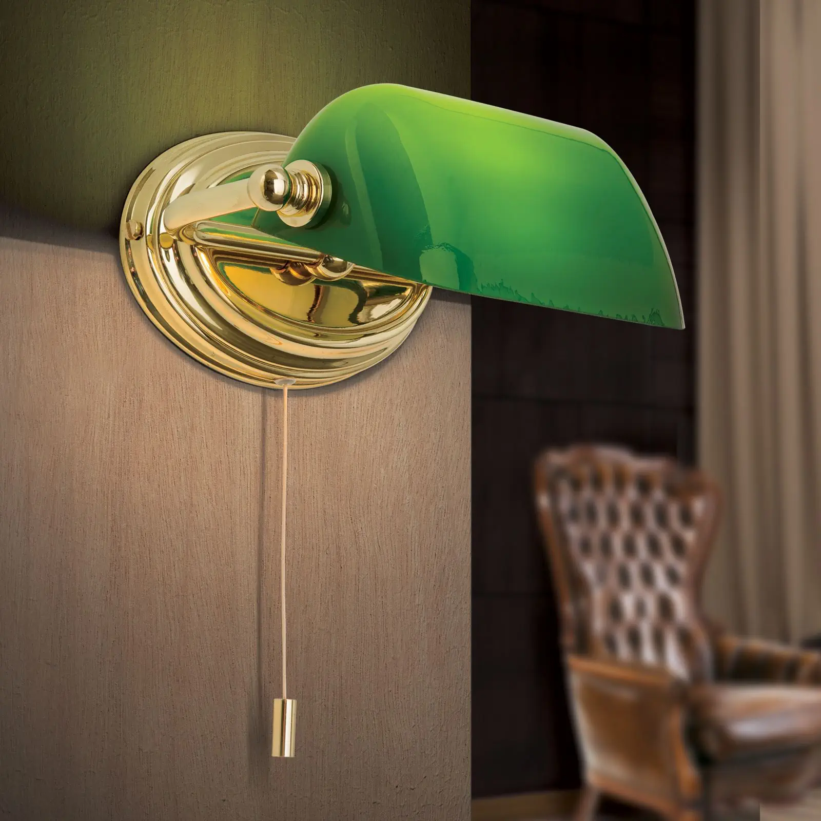 Zidna lampa HARVARD, mesing, sa zelenim staklenim abažurom