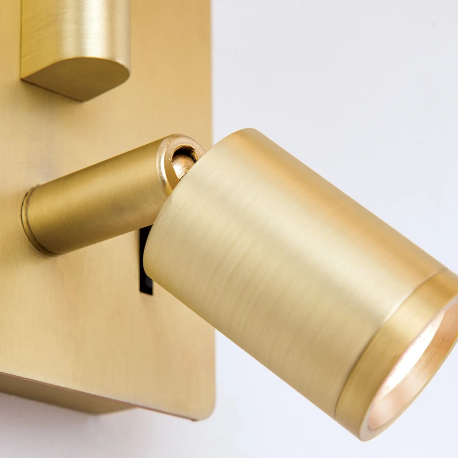 Zidna lampa CARLTON, mat mesing, sa belim tekstilnim abažurom - 6