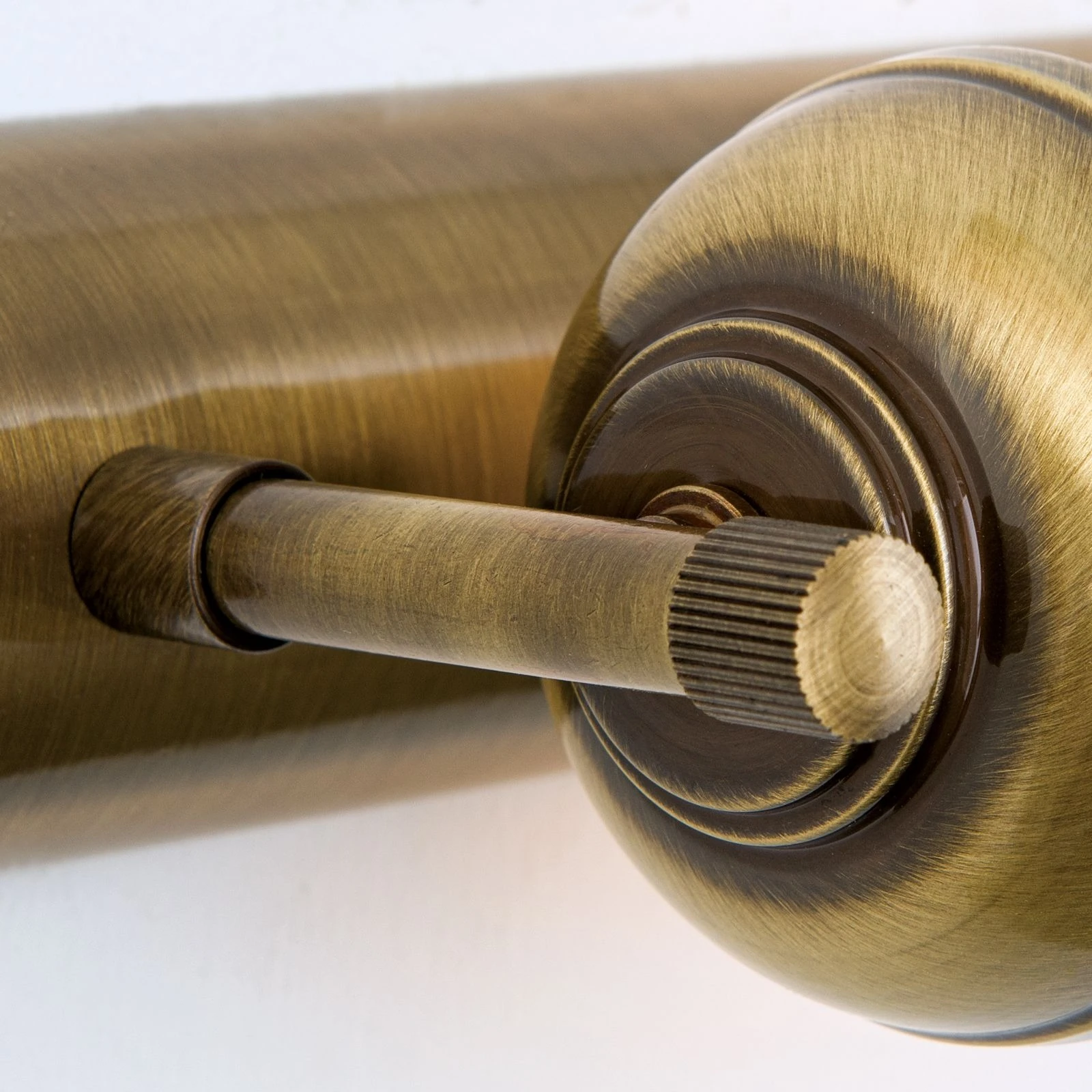 Produžena zidna lampa WIENER NOSTALGIE, antik mesing, 28 cm - 5