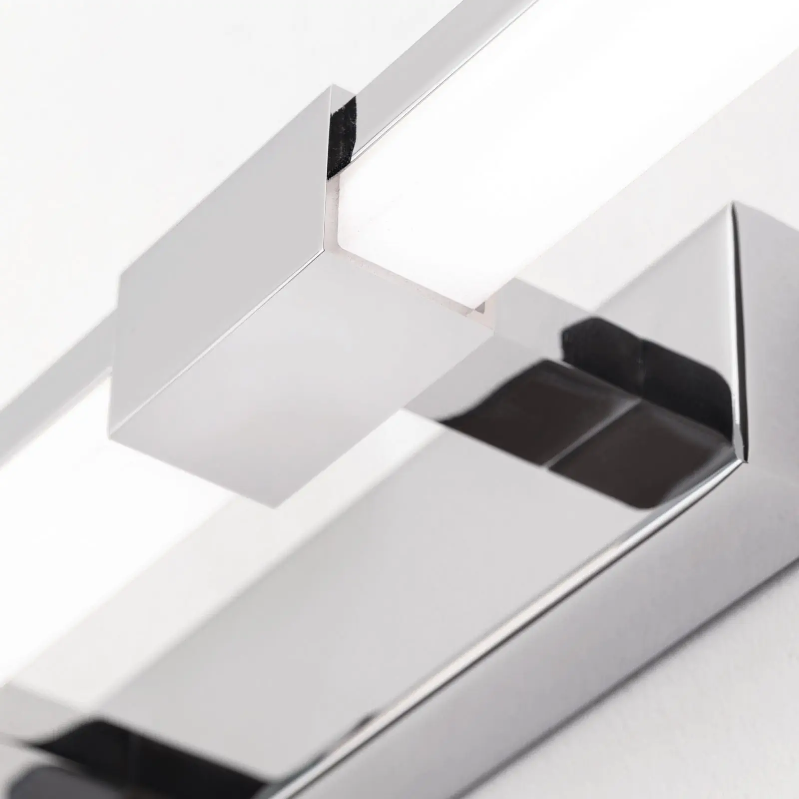 LED lampa za ogledalo ARGO, 75cm - 5