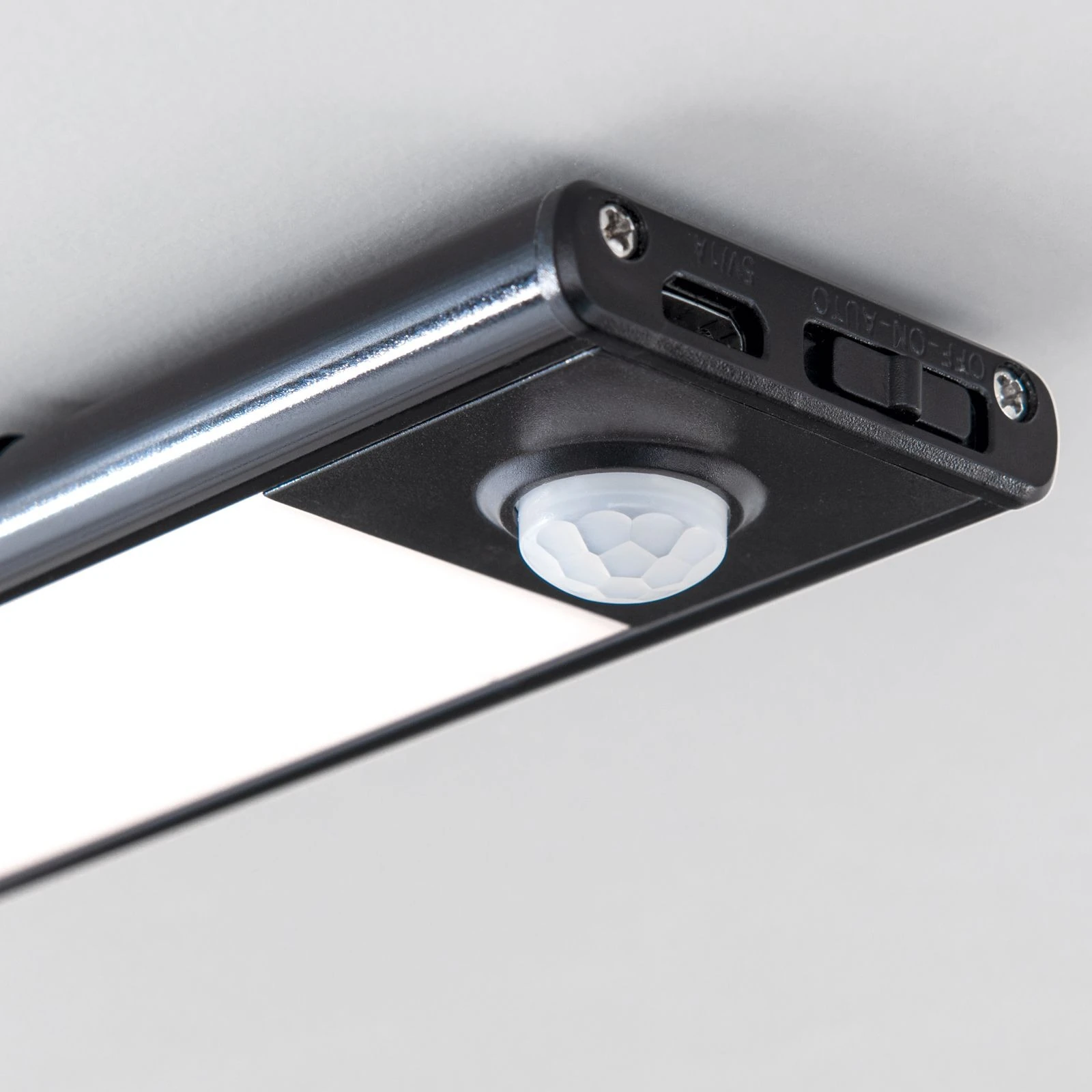 LED punjiva baterijska lampa NORMAN, crna - 6