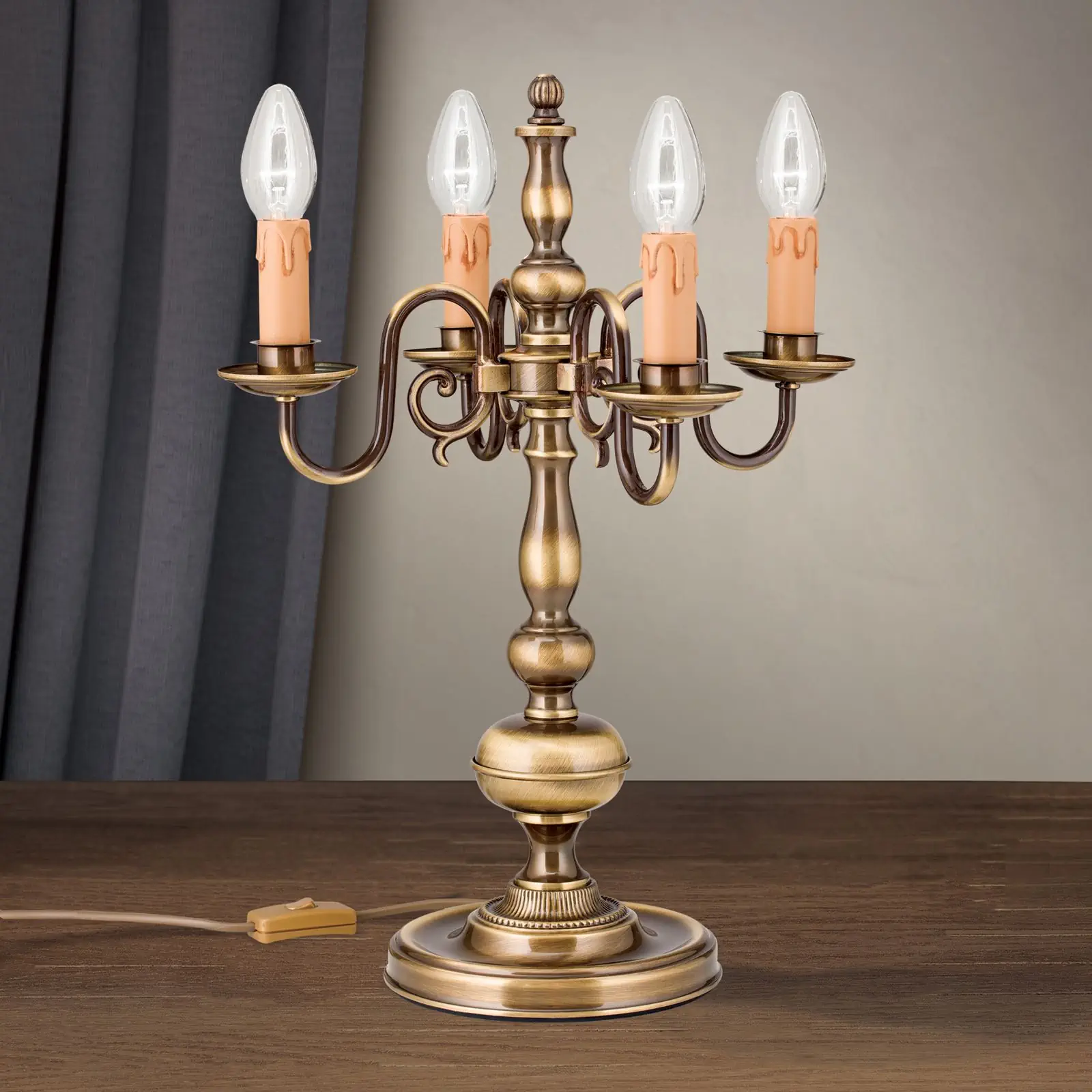 Stona lampa FLÄMISCH, 4 izvora svetla, patinirana, bez abažura - 1